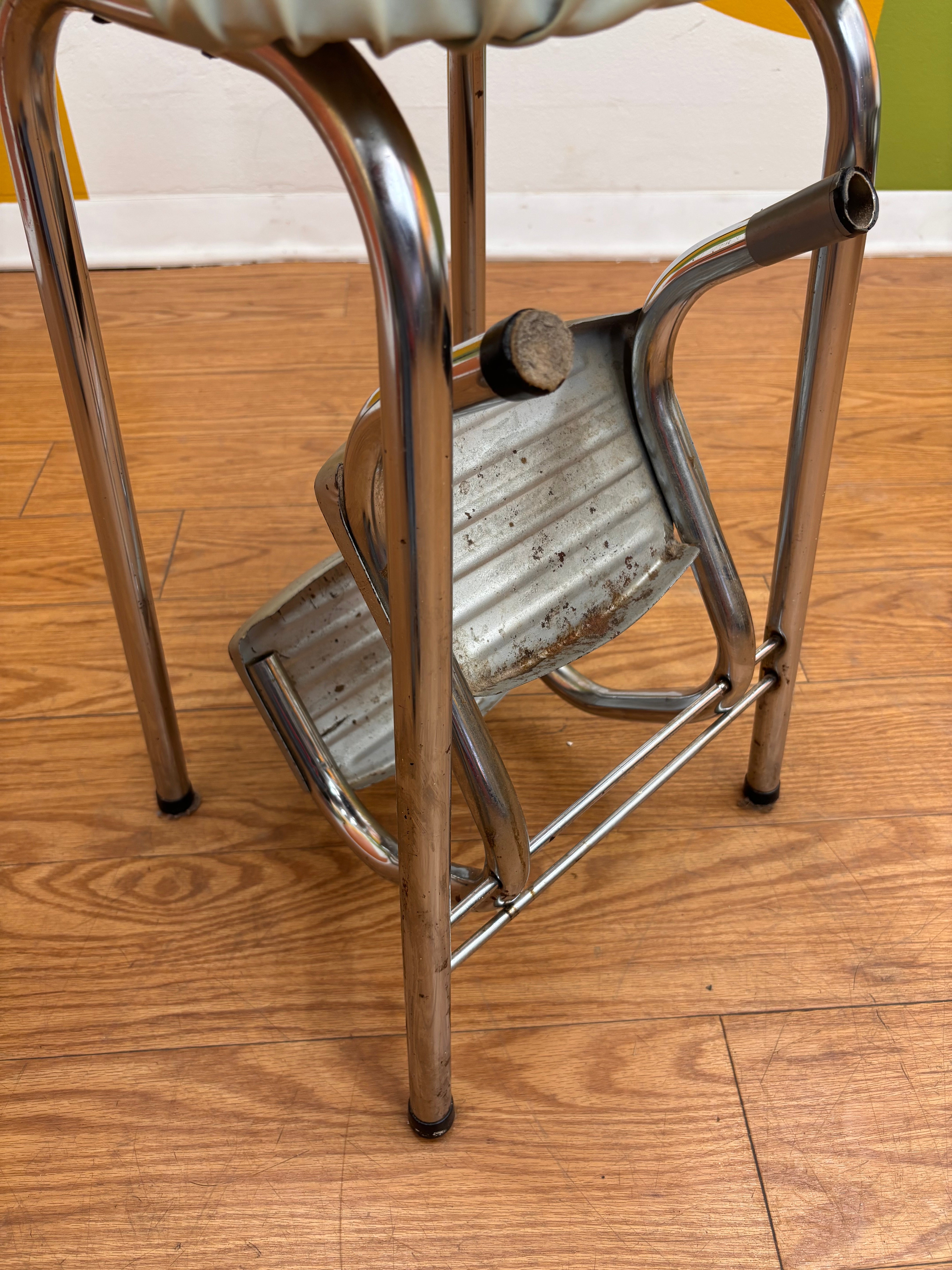 Step Stool Folding Chair