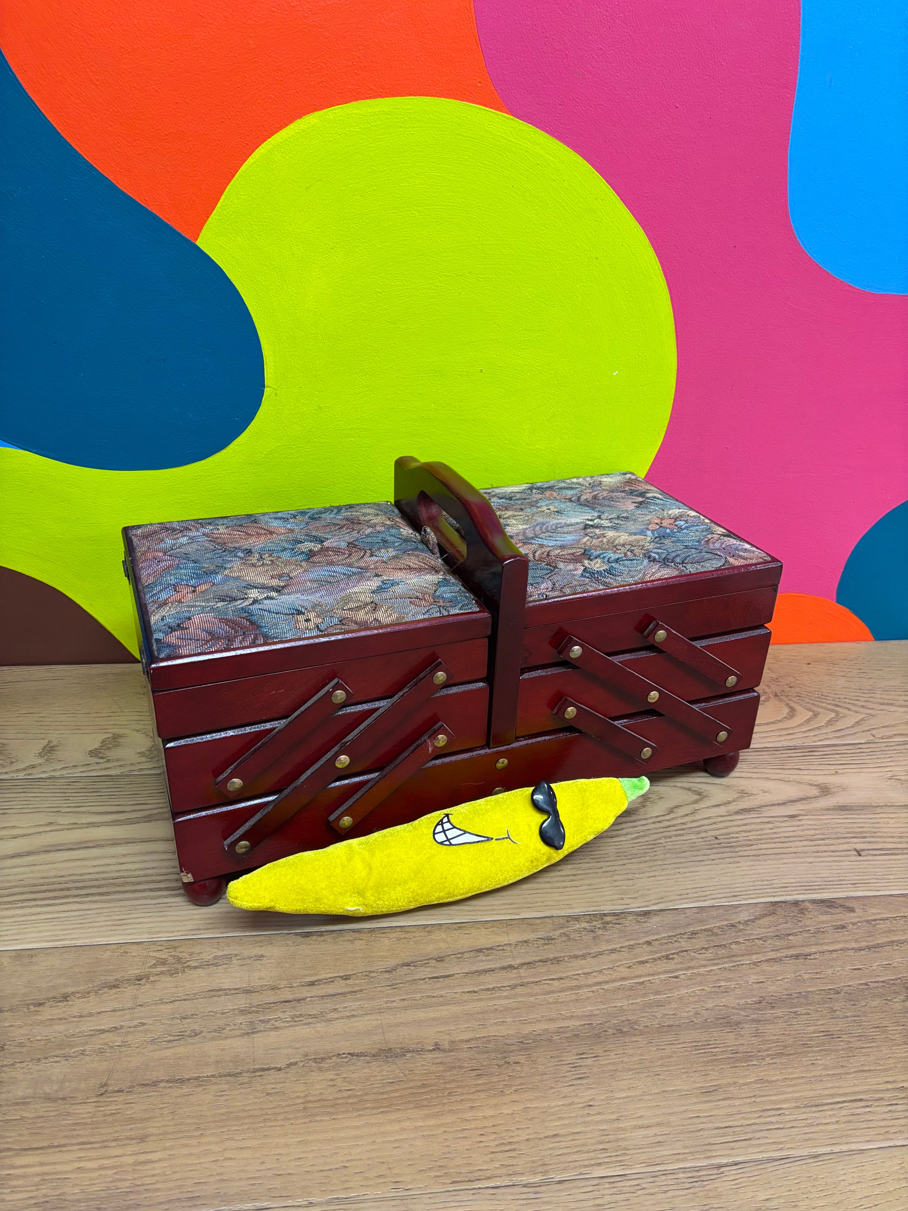 Accordion Sewing Box