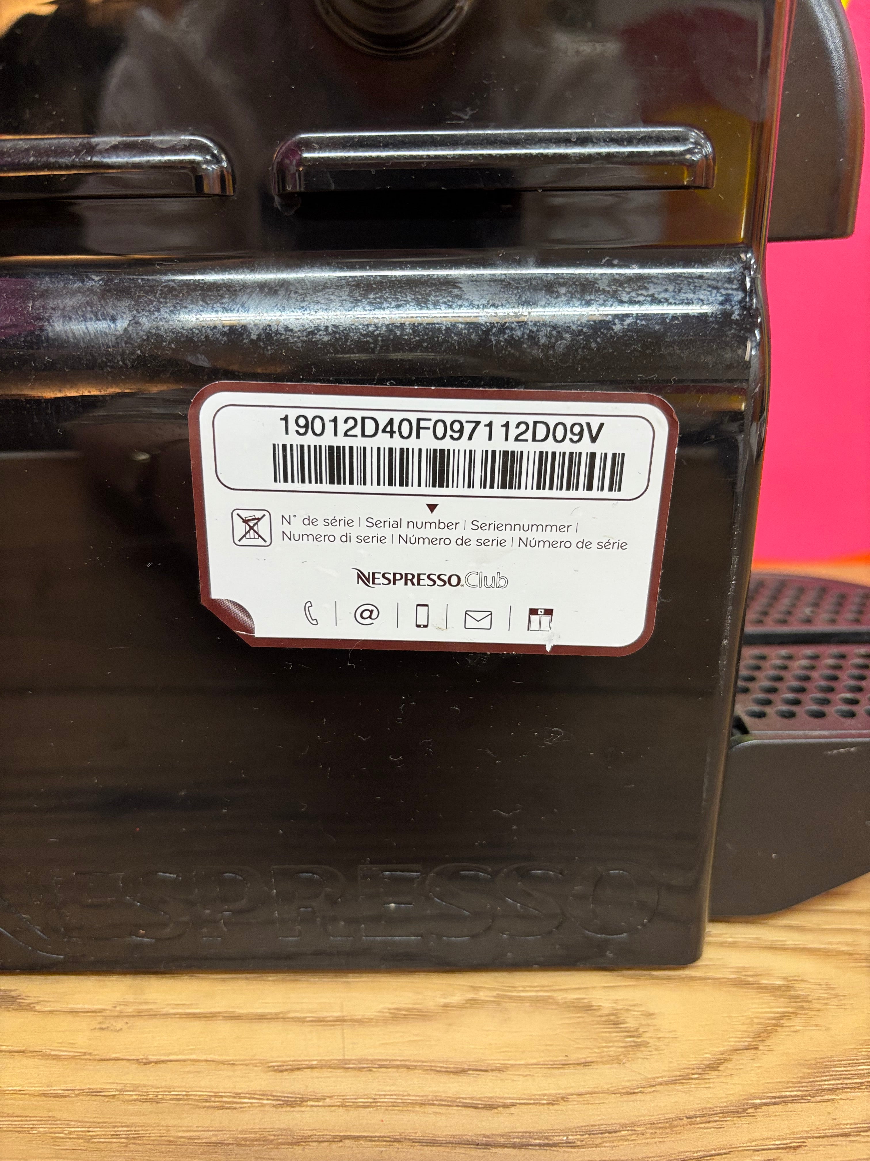 DeLonghi Nespresso Machine - EN80B