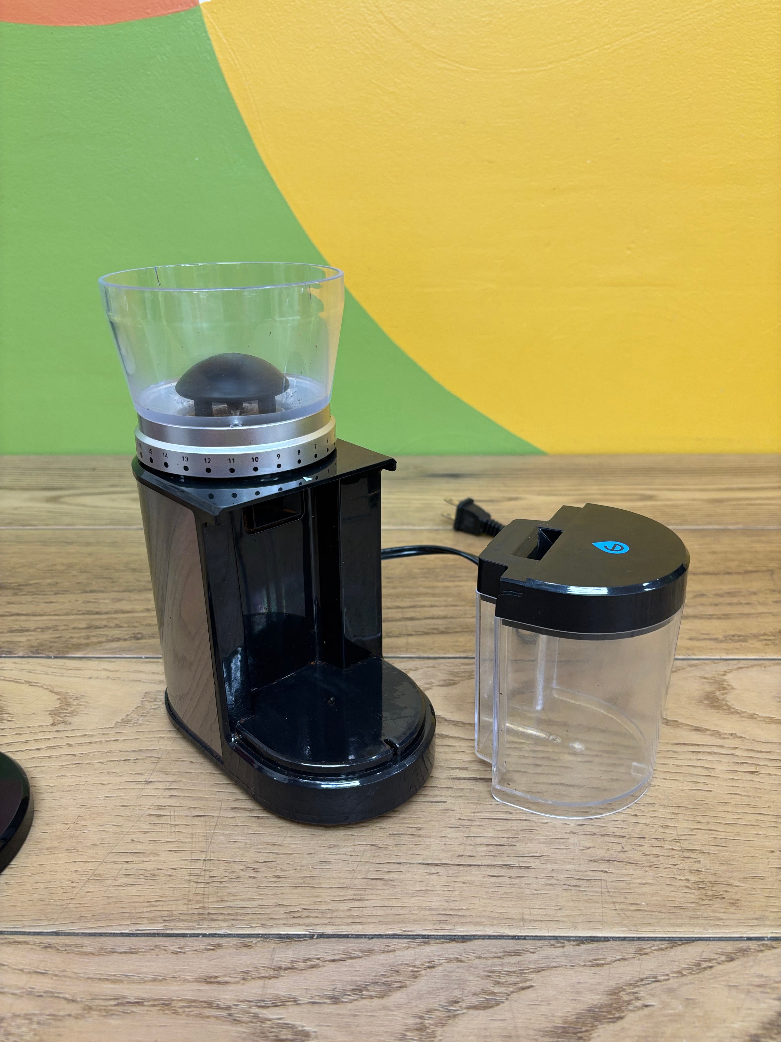 Grosche Bremen Burr Electric Coffee Grinder