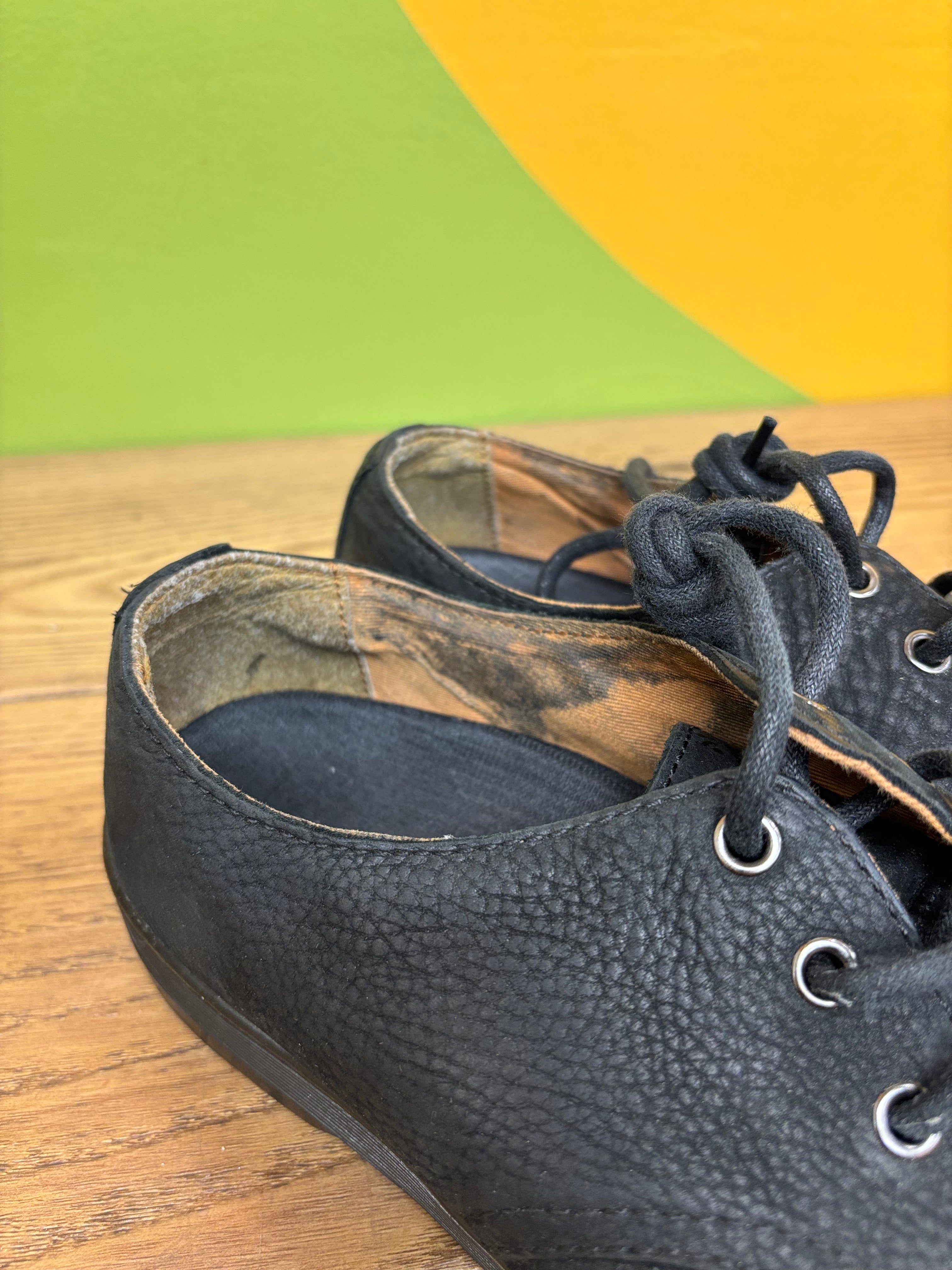Dr. Martens Coronado Shoes (Men's 10/Ladies 11)