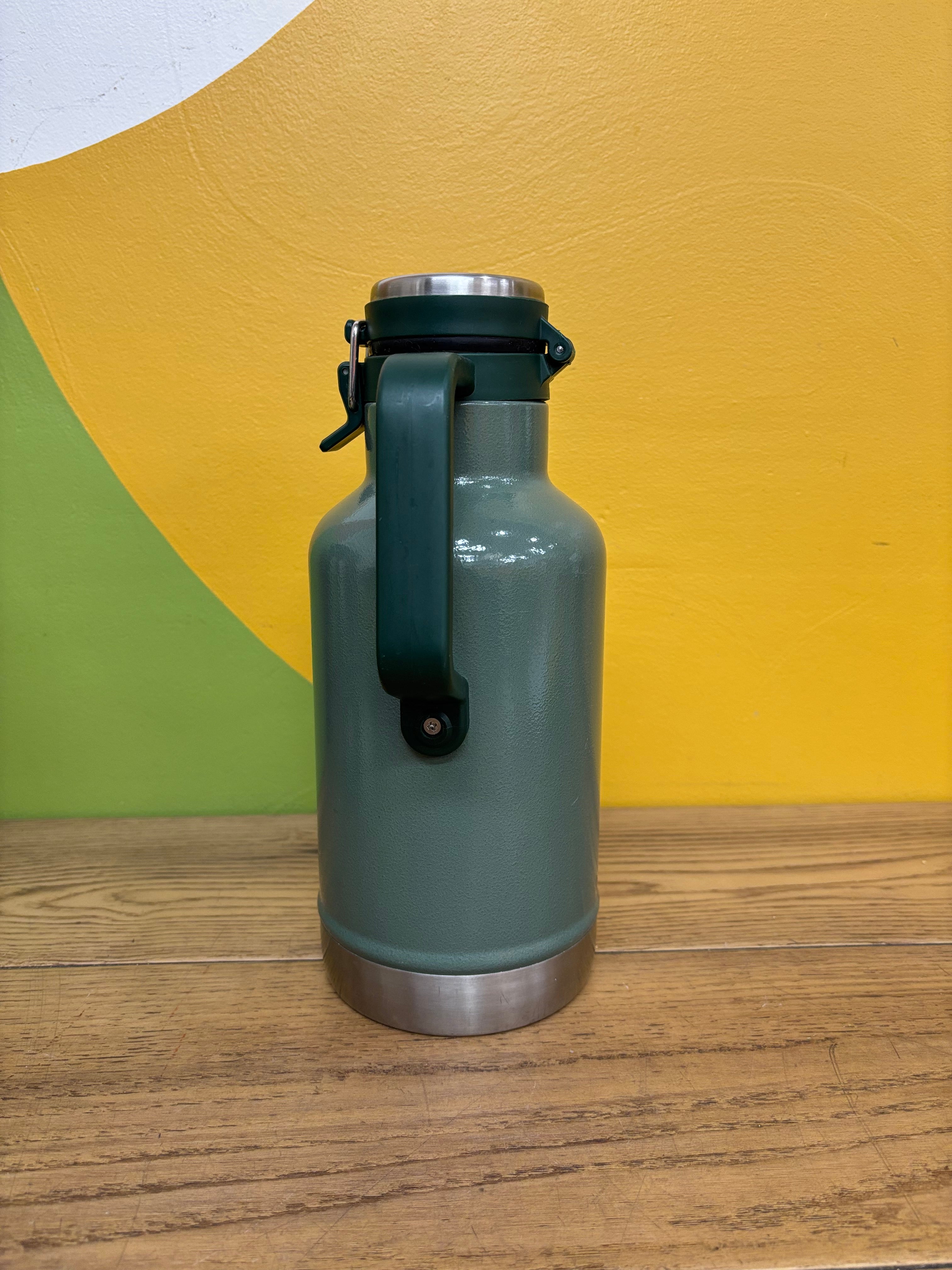 Stanley Classic Easy Pour Growler 1.9L