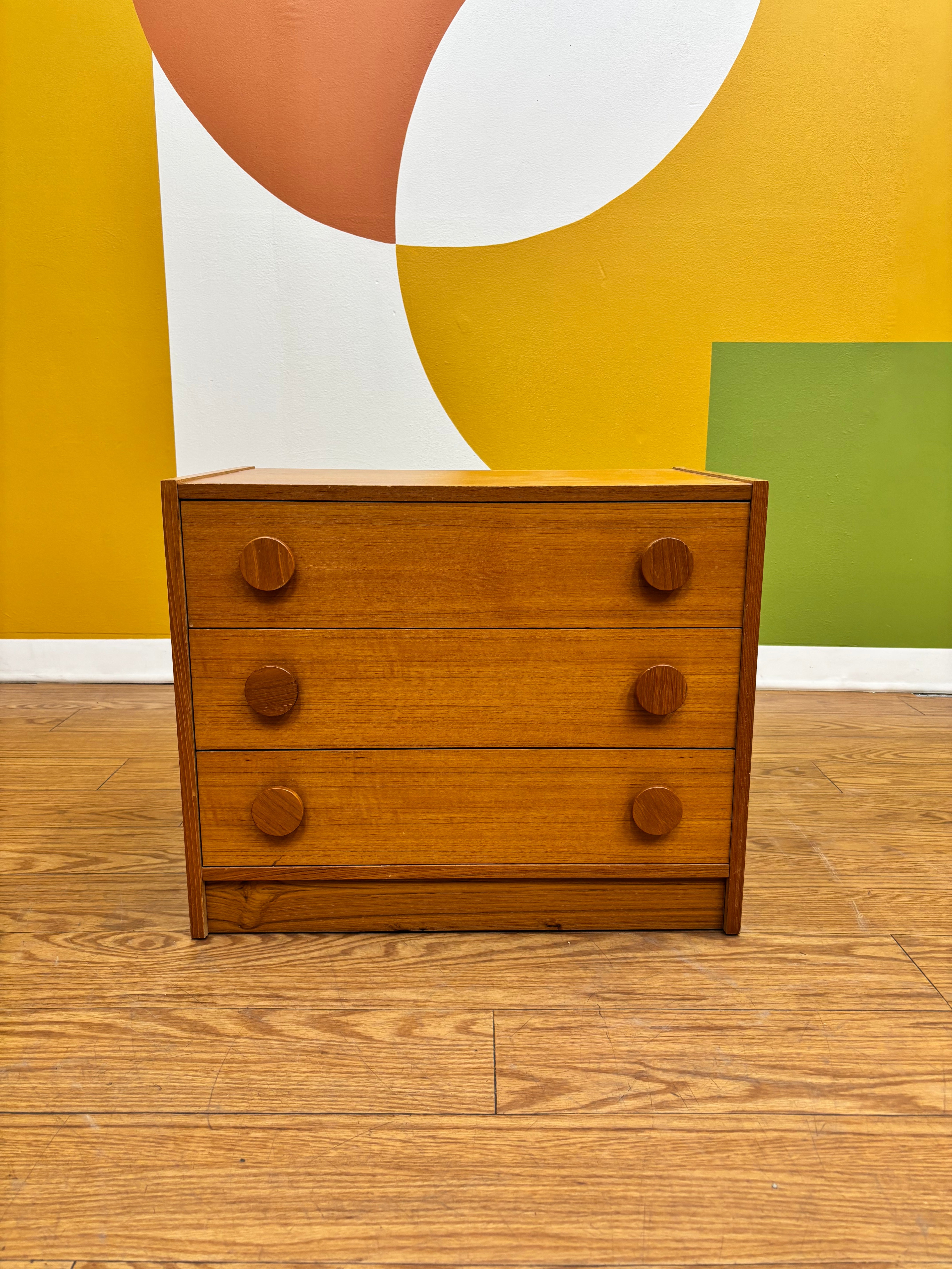 Chest of Drawers