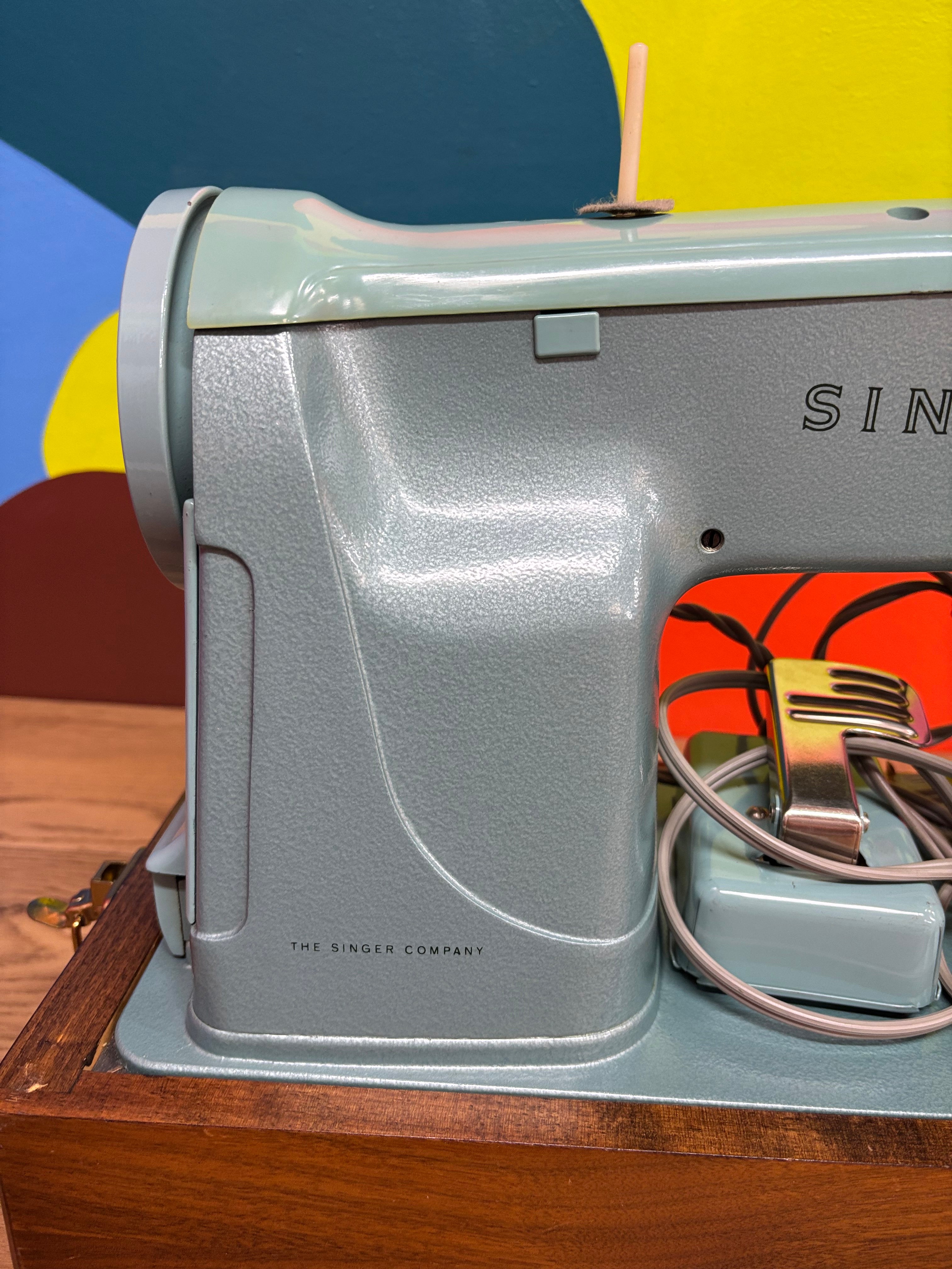 Teal Singer Sewing Machine in Carrying Case