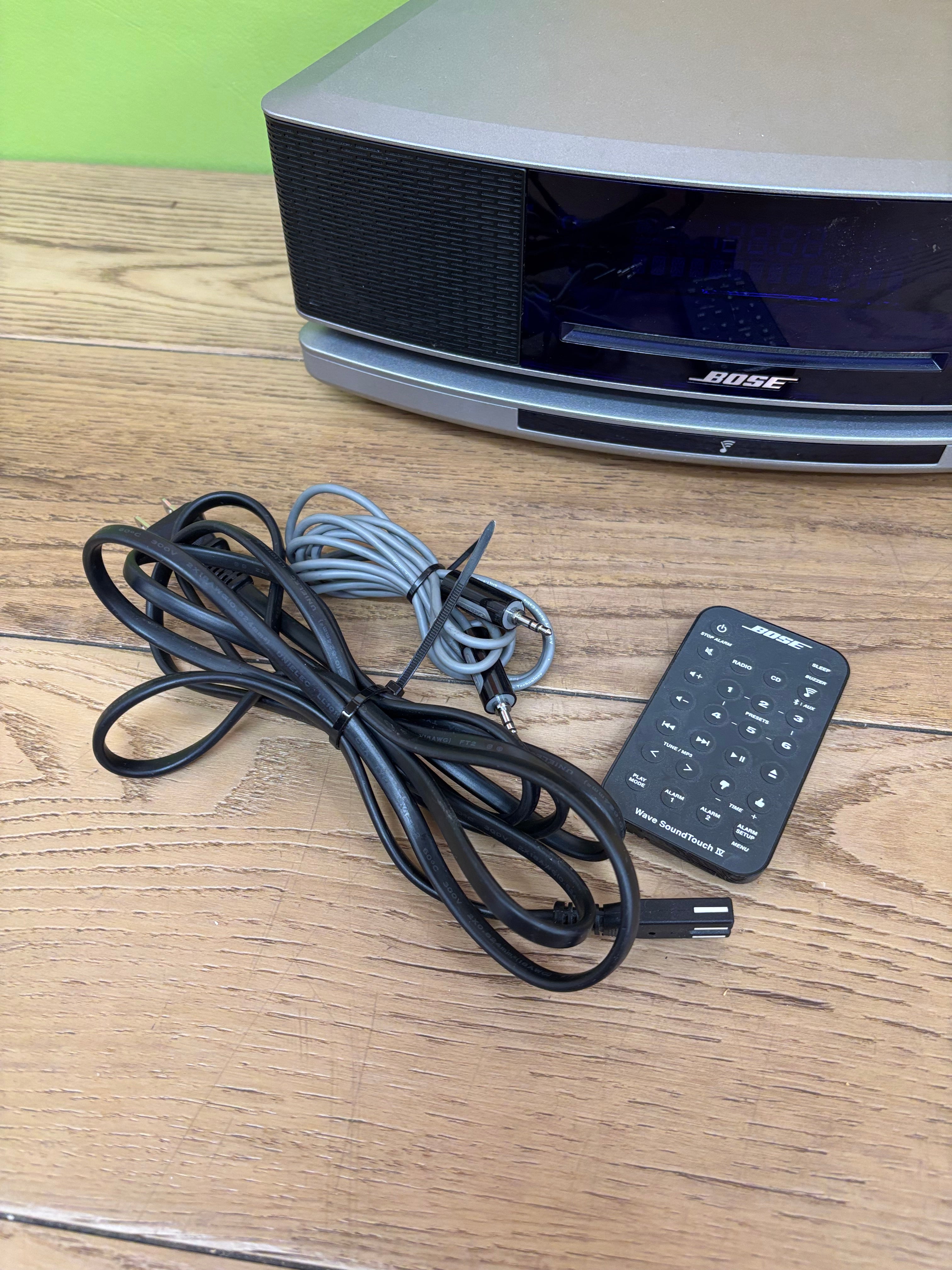 Bose Wave Radio IV Music System W Soundtouch Pedestal