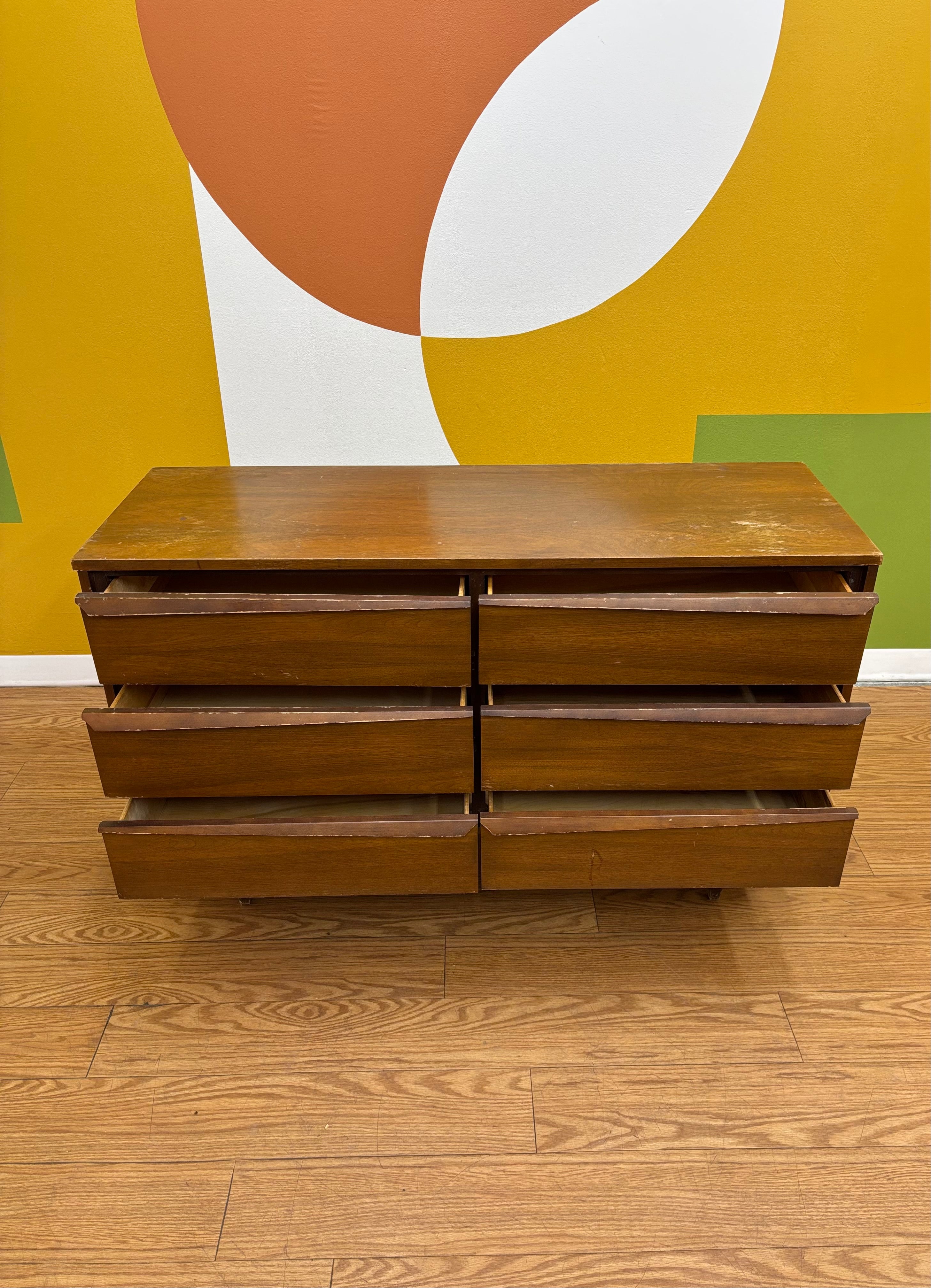 6 Drawer Dresser
