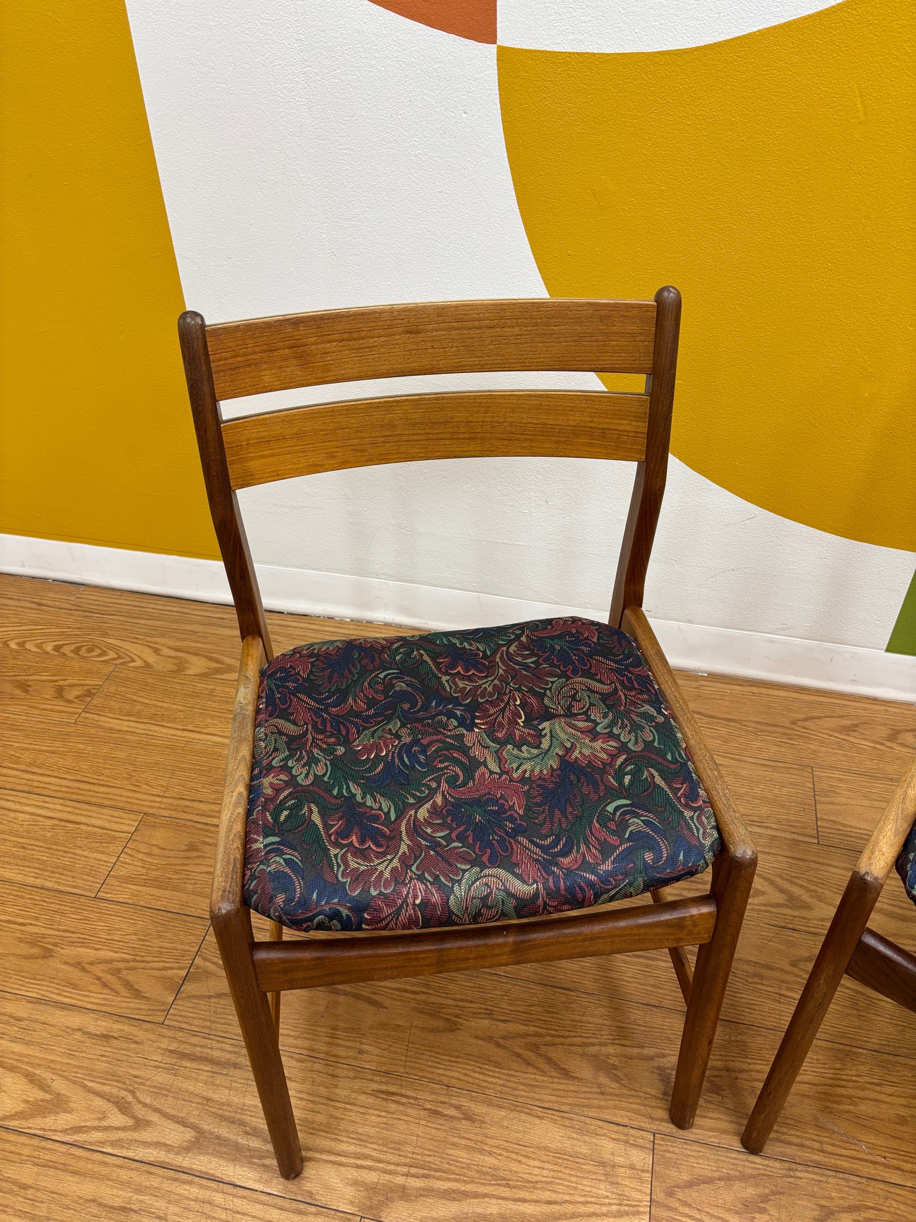 (2) Wood Dining Chairs