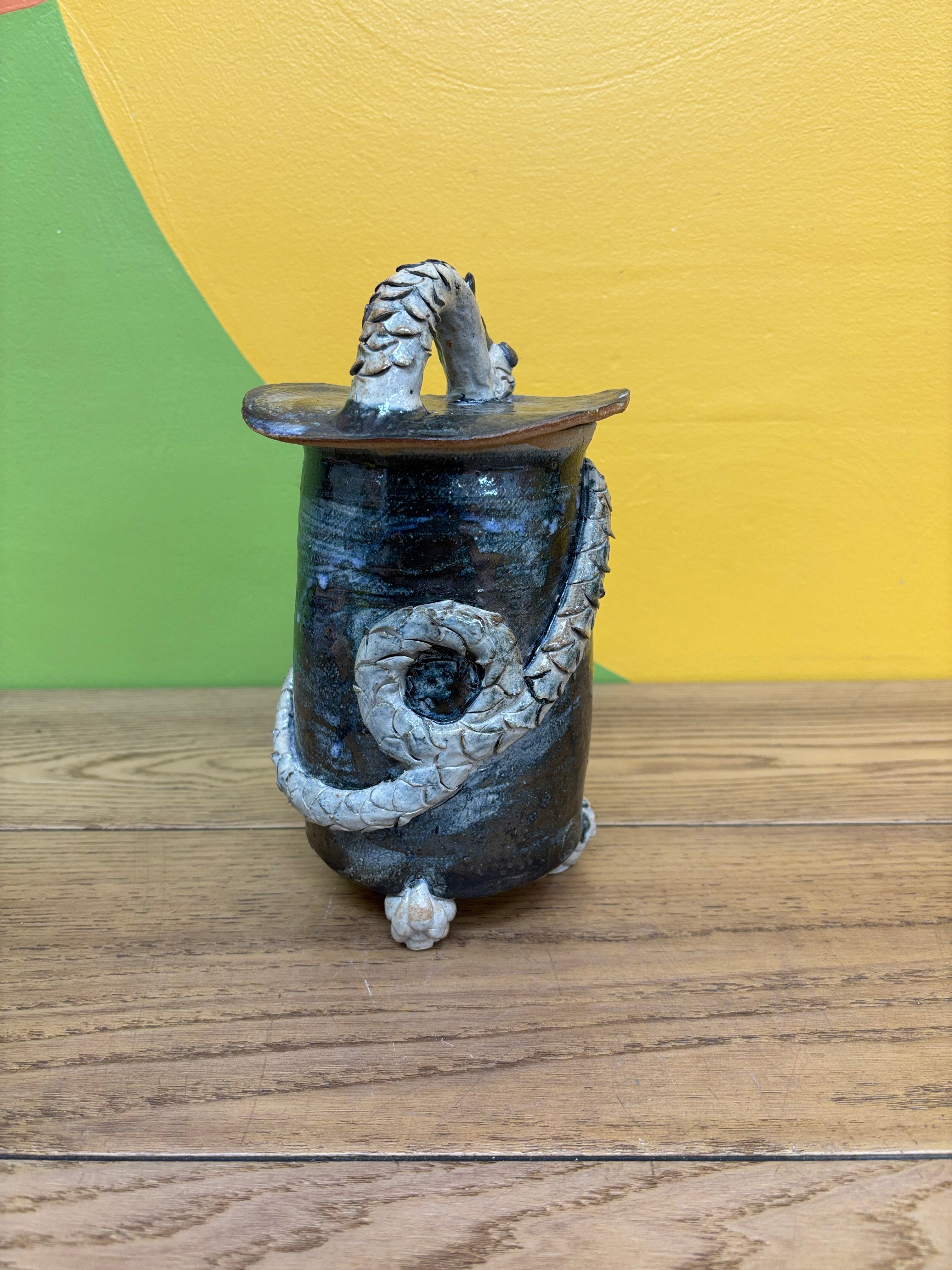 Snake Jar