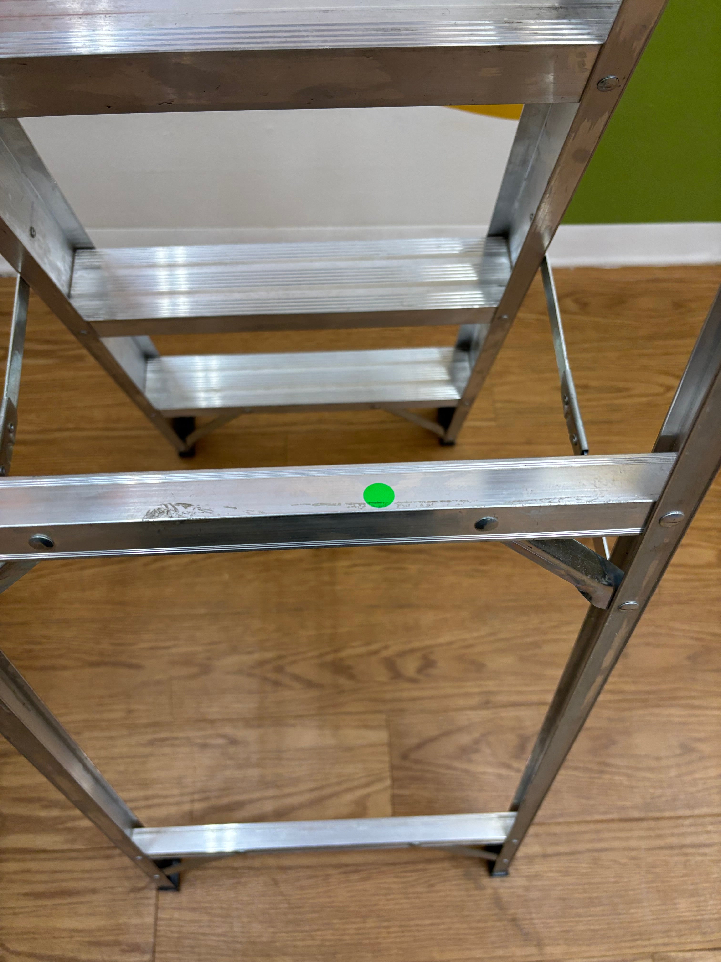 Featherlite 4ft Aluminum Ladder