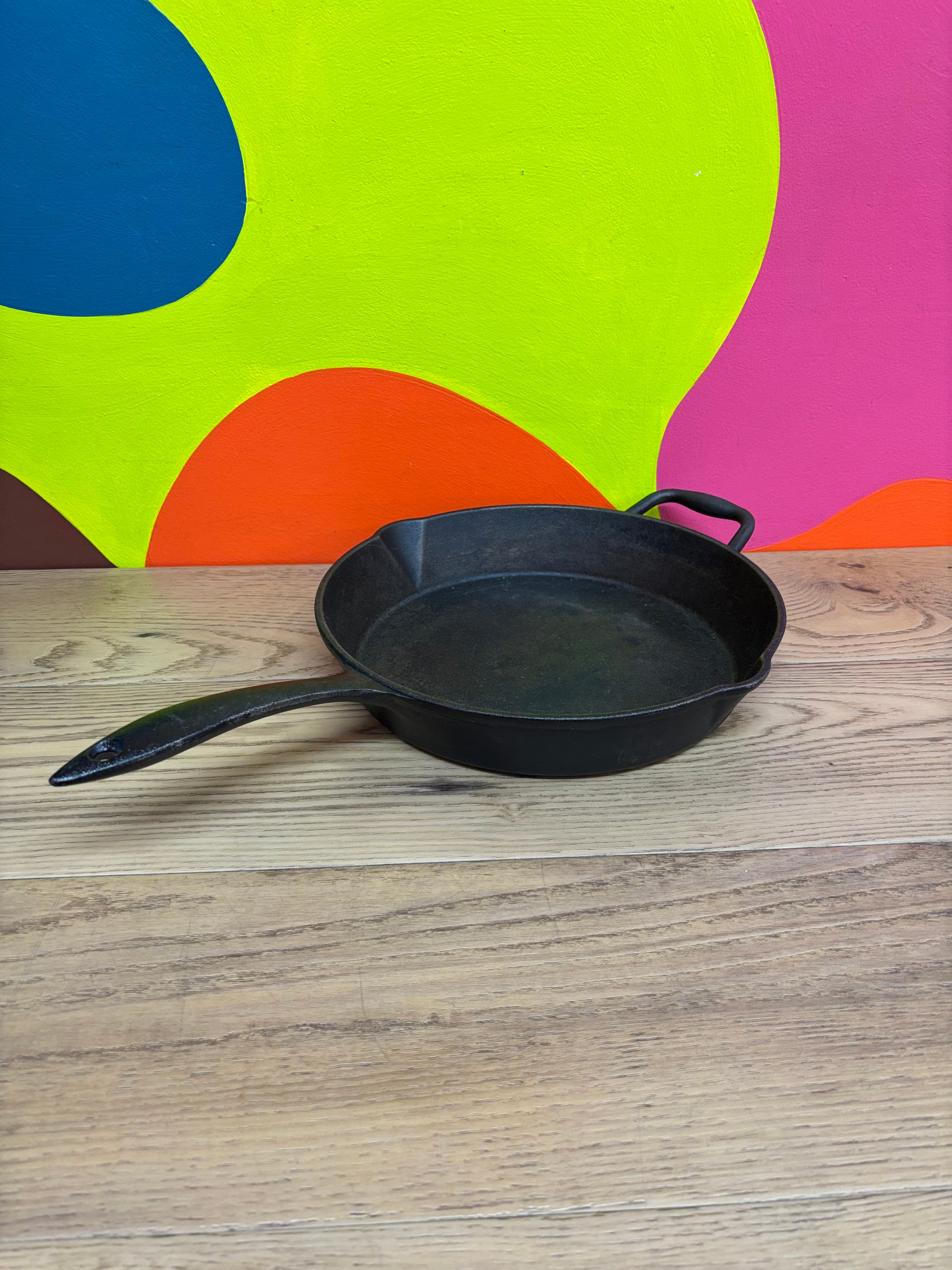 Lagostina Cast Iron Pan