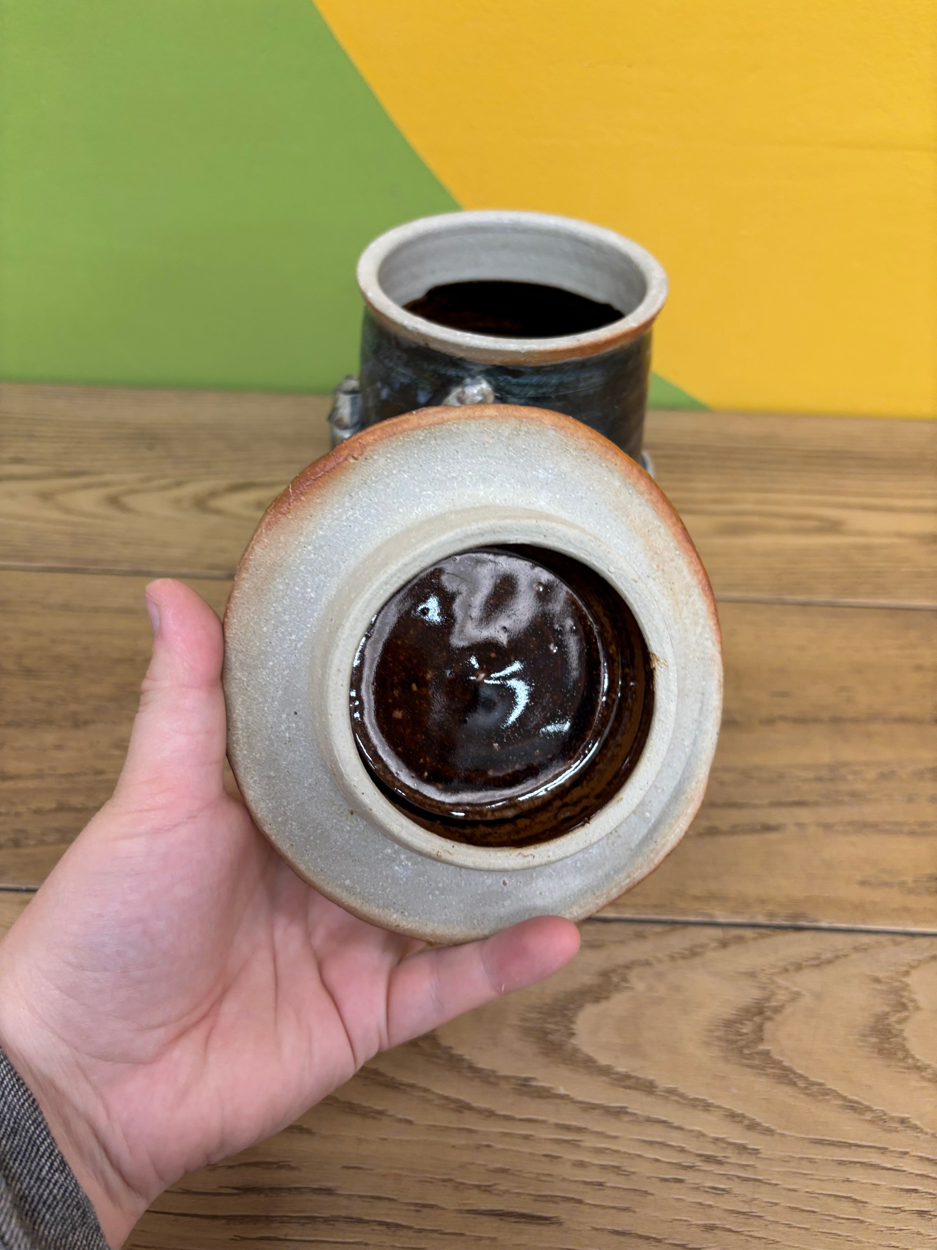 Snake Jar