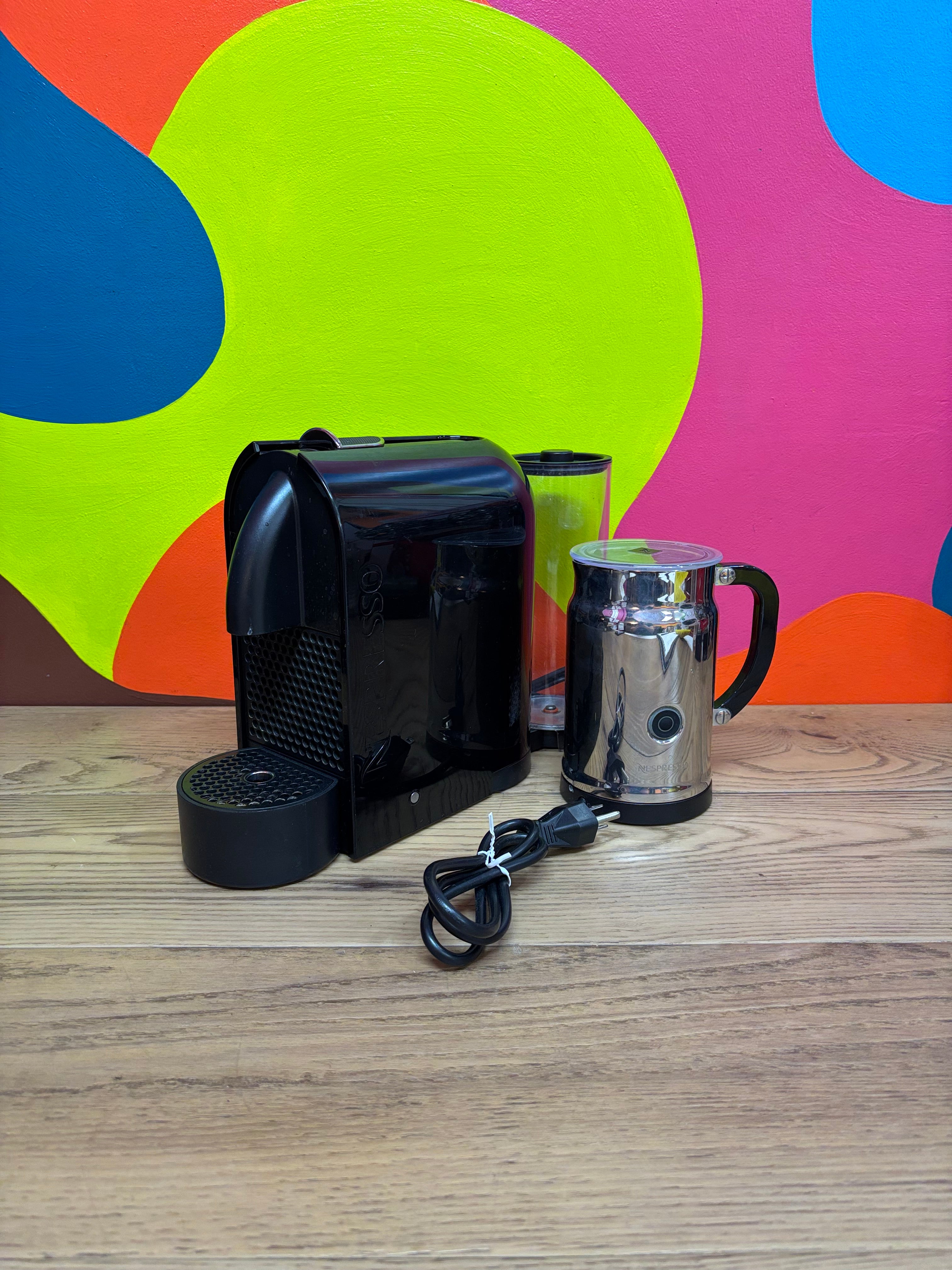 Nespresso Coffee Machine with Aeroccino