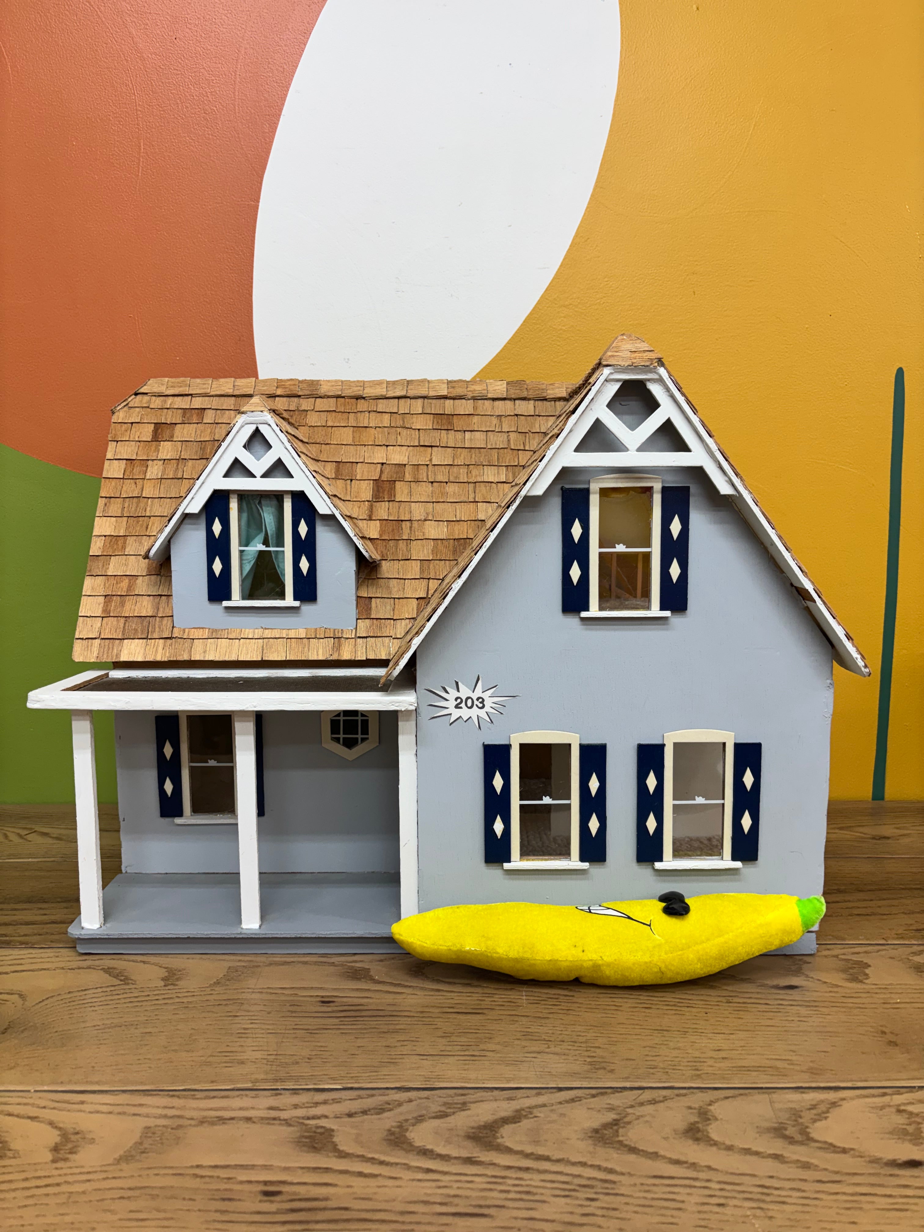 Wood Dollhouse