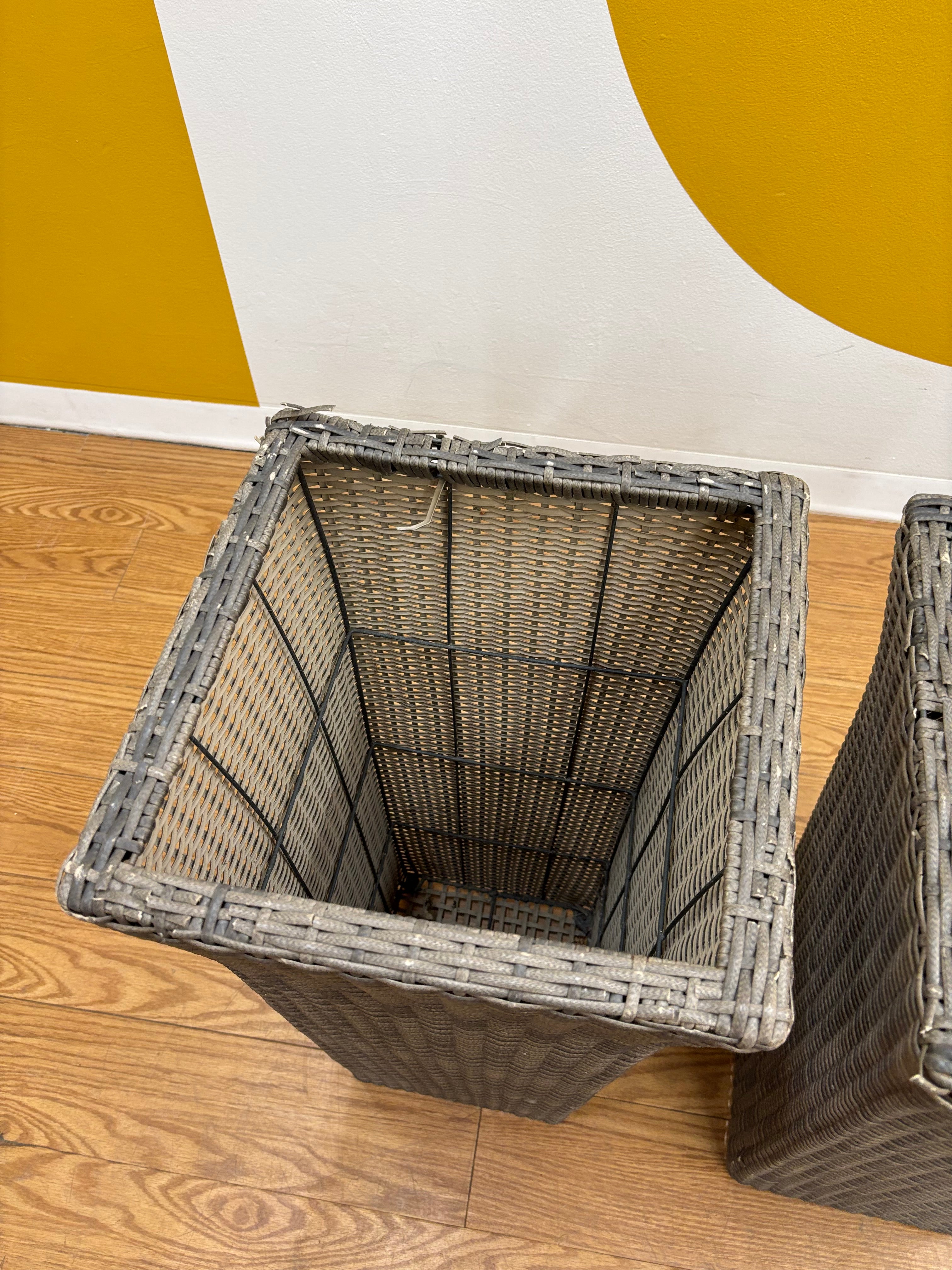 Set of 2 Wicker Planters