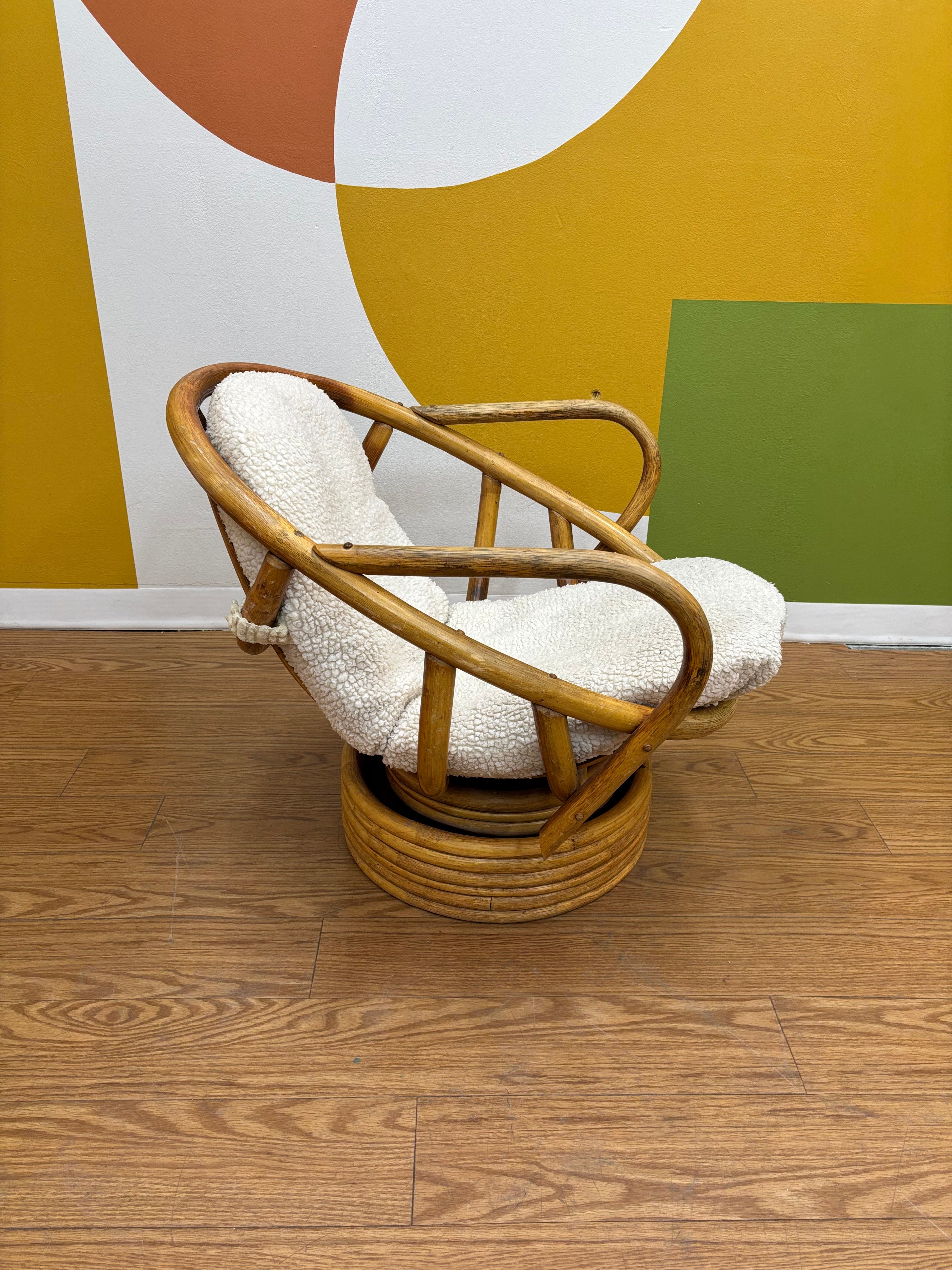 Egg Swivel Chair