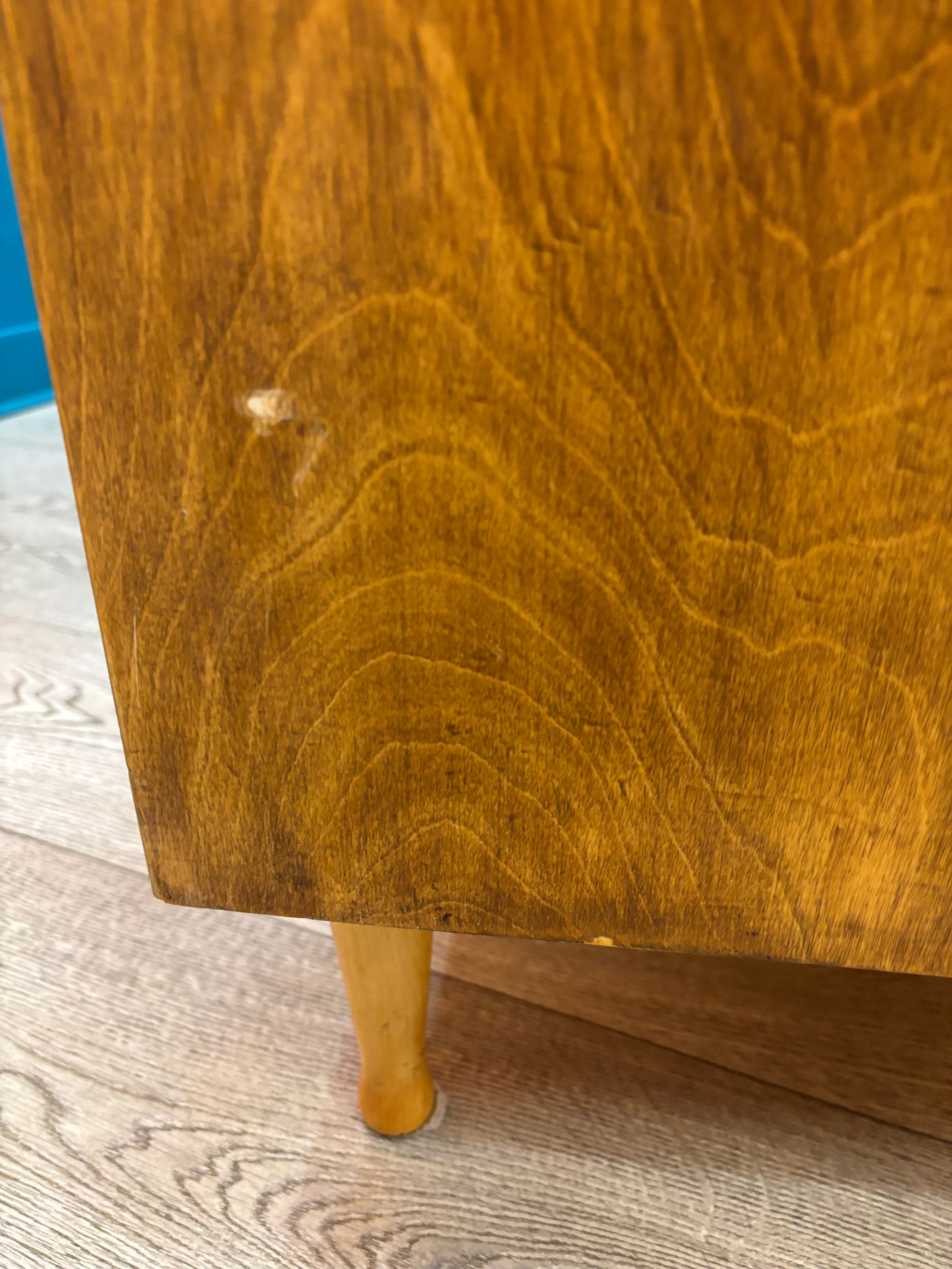 Wood 6 Drawer Dresser (J.W Kilgour & Bro.)