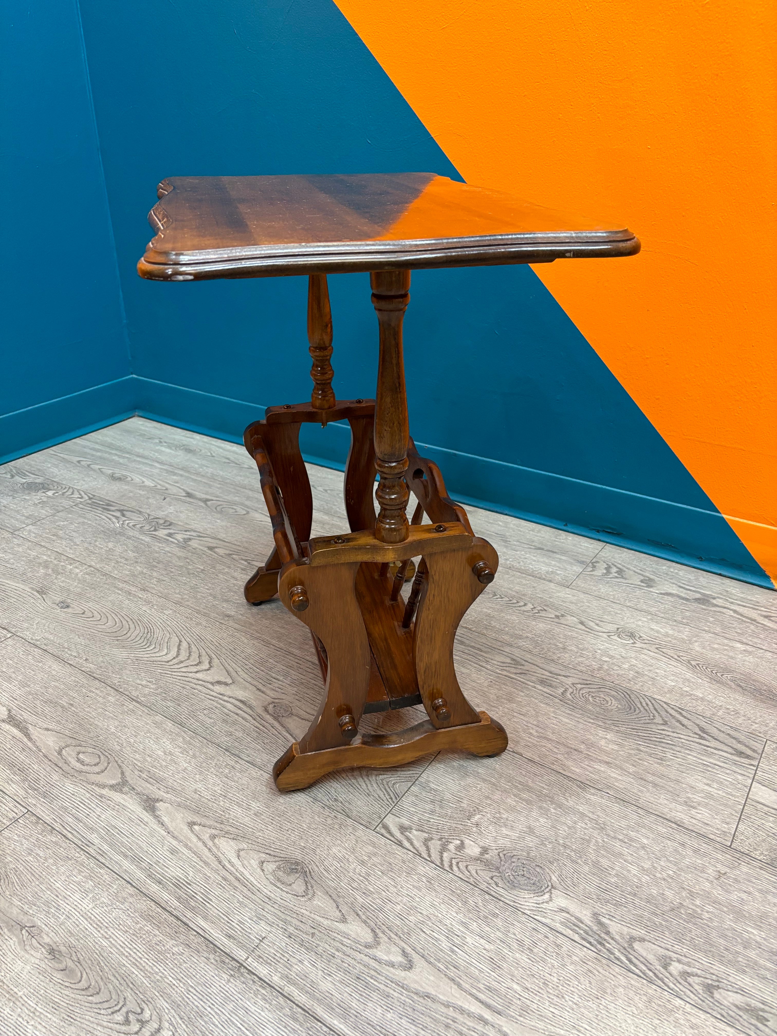 Wood Side Table with Lower Magazine Rack