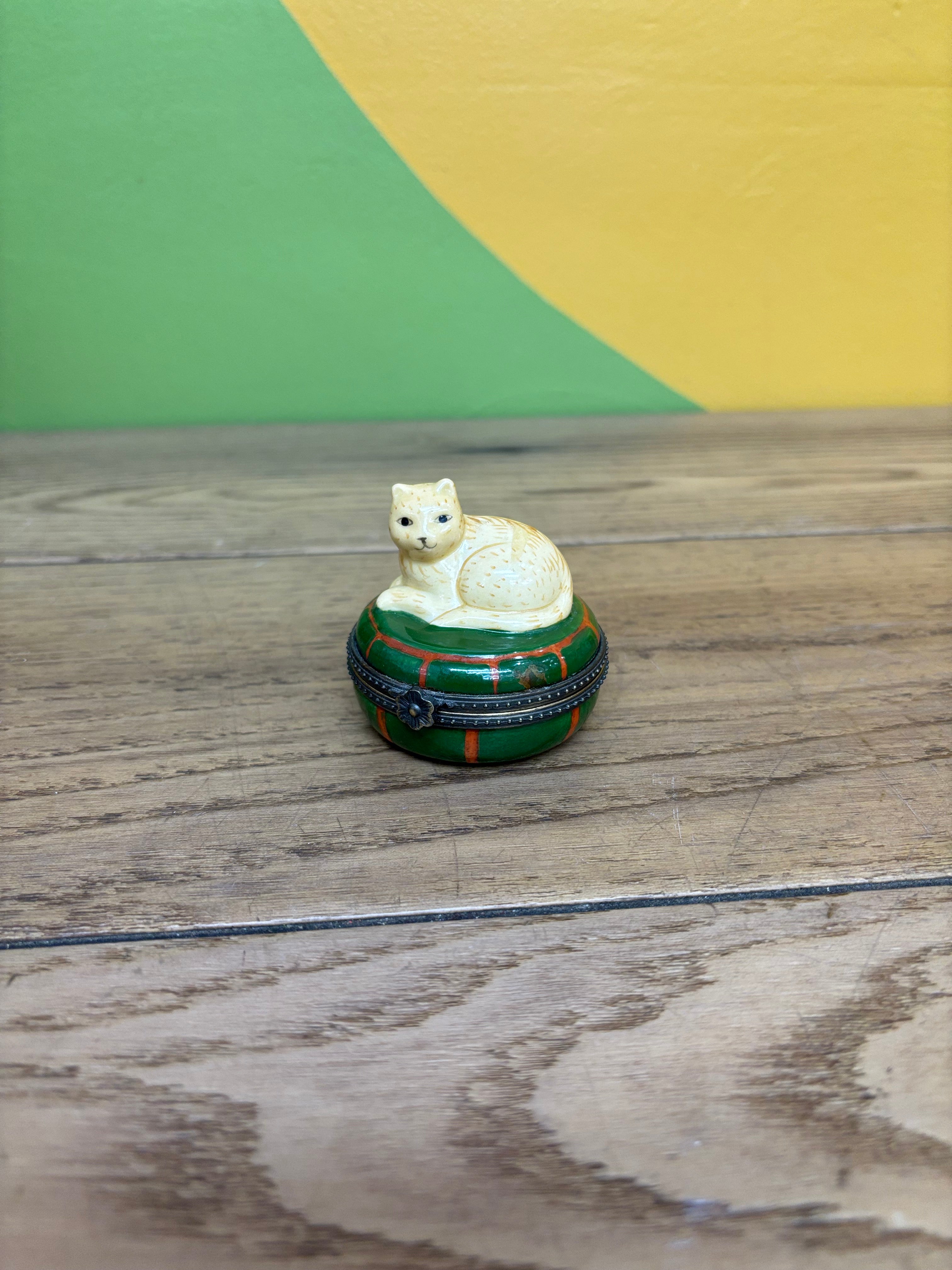 Small Cat Trinket Box