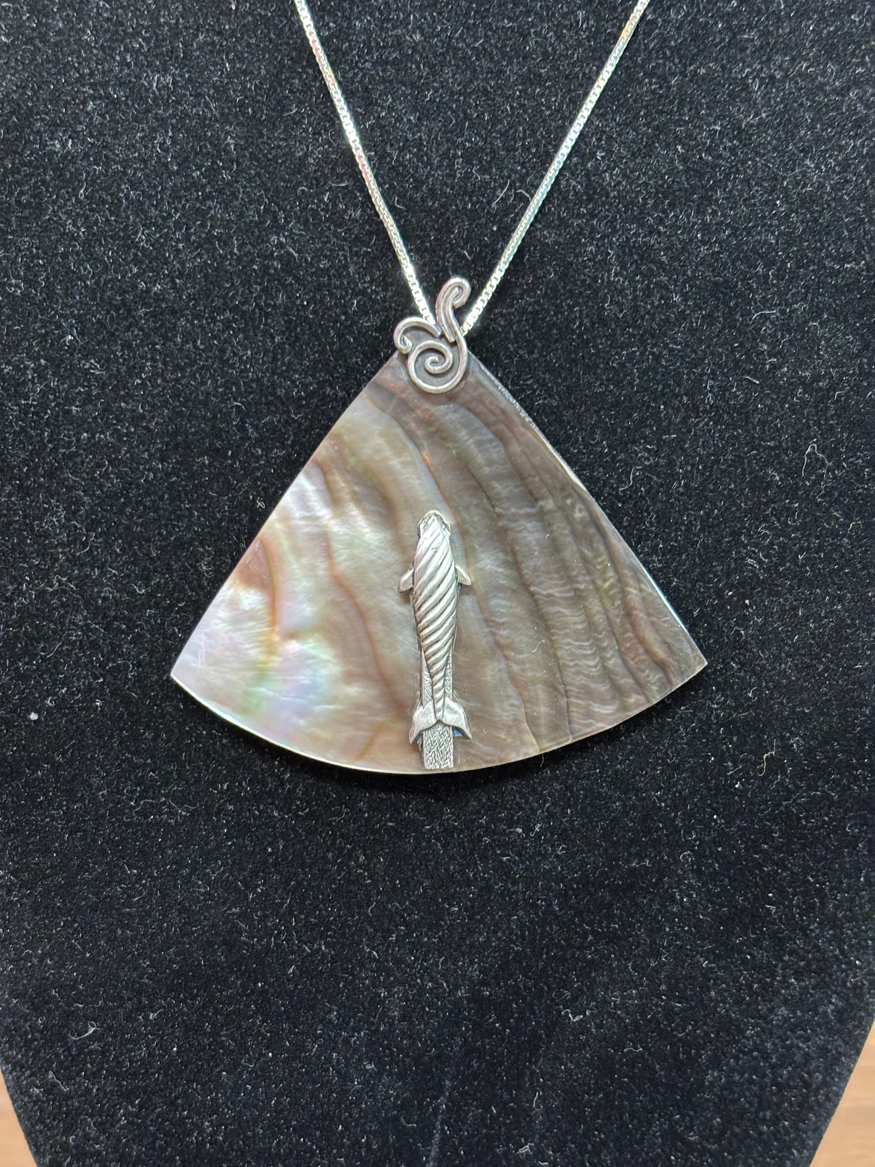 Silver Shell Pendant Necklace with Small Fish
