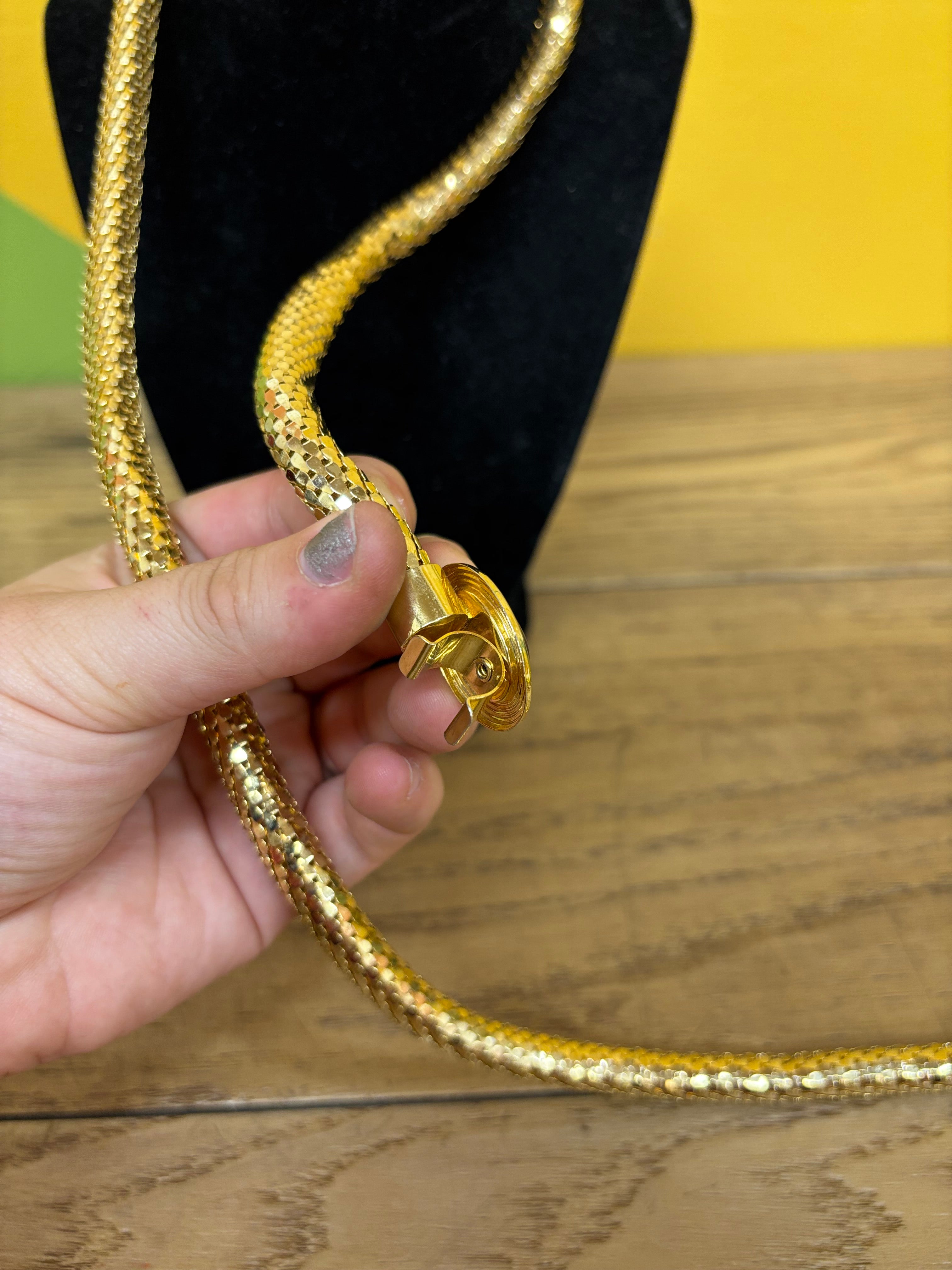 Gold Tone Necklace