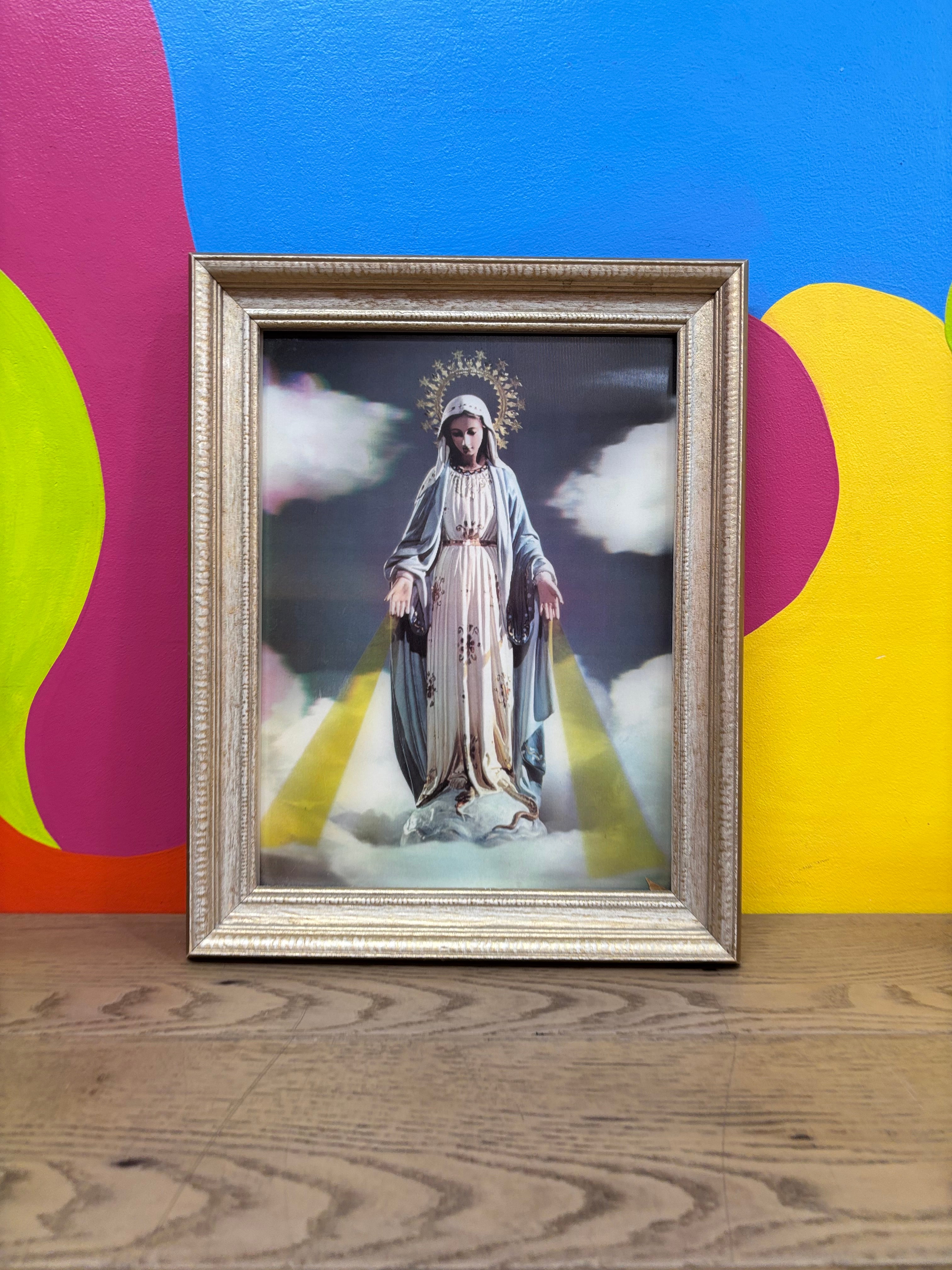Framed Lenticular Mary Print
