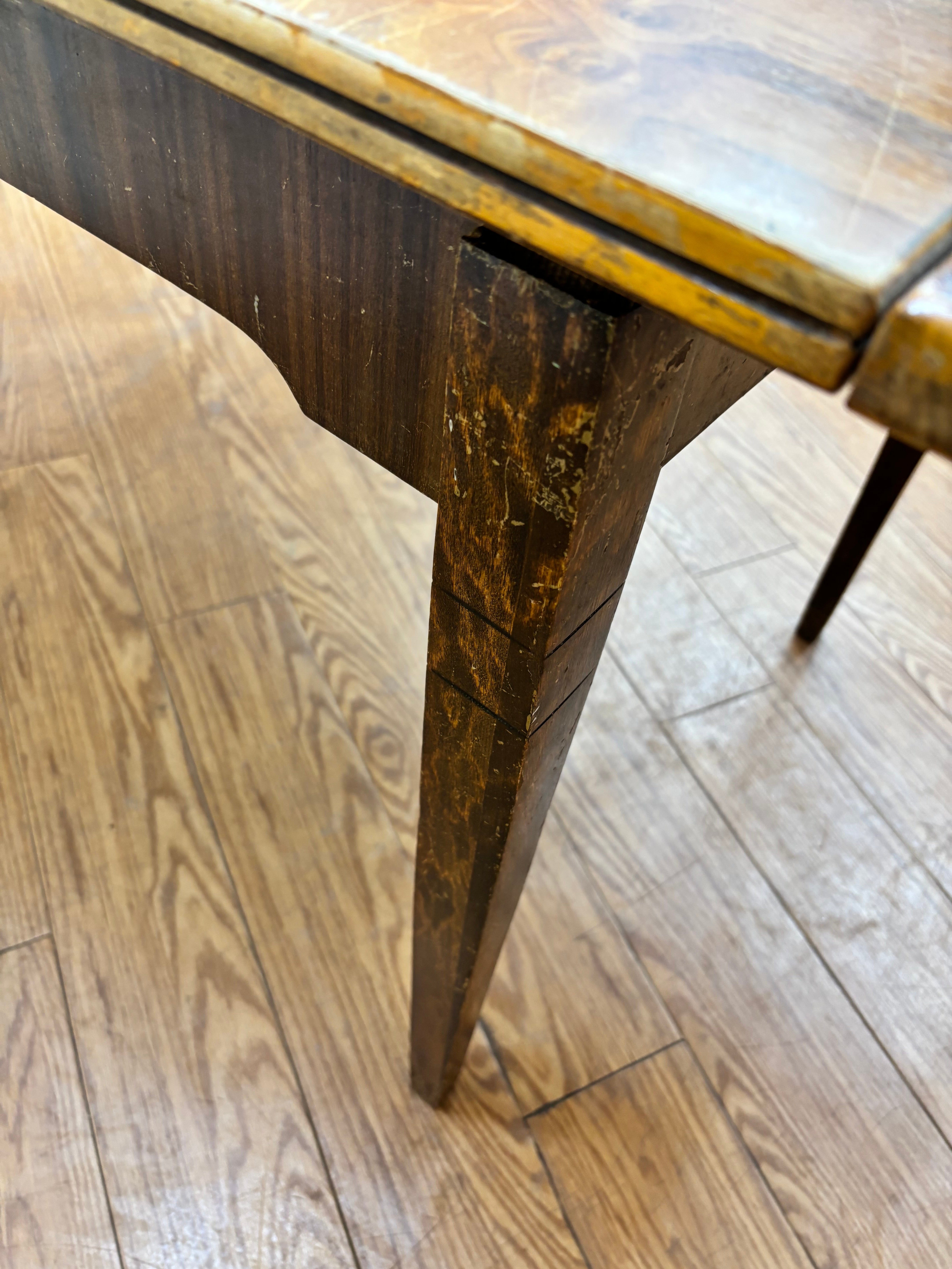 Extending Dining Table