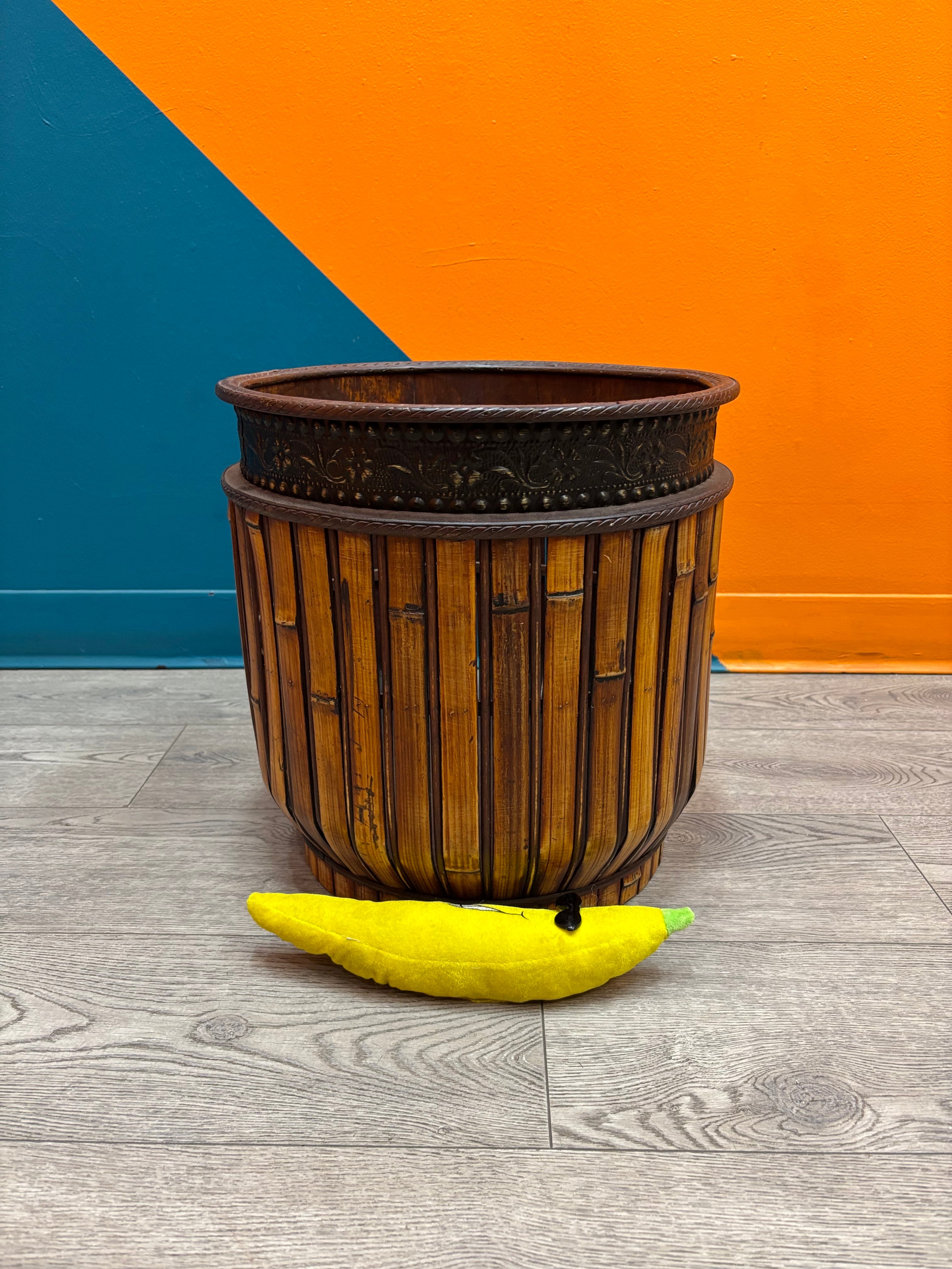 Bamboo Plant Pot - Round