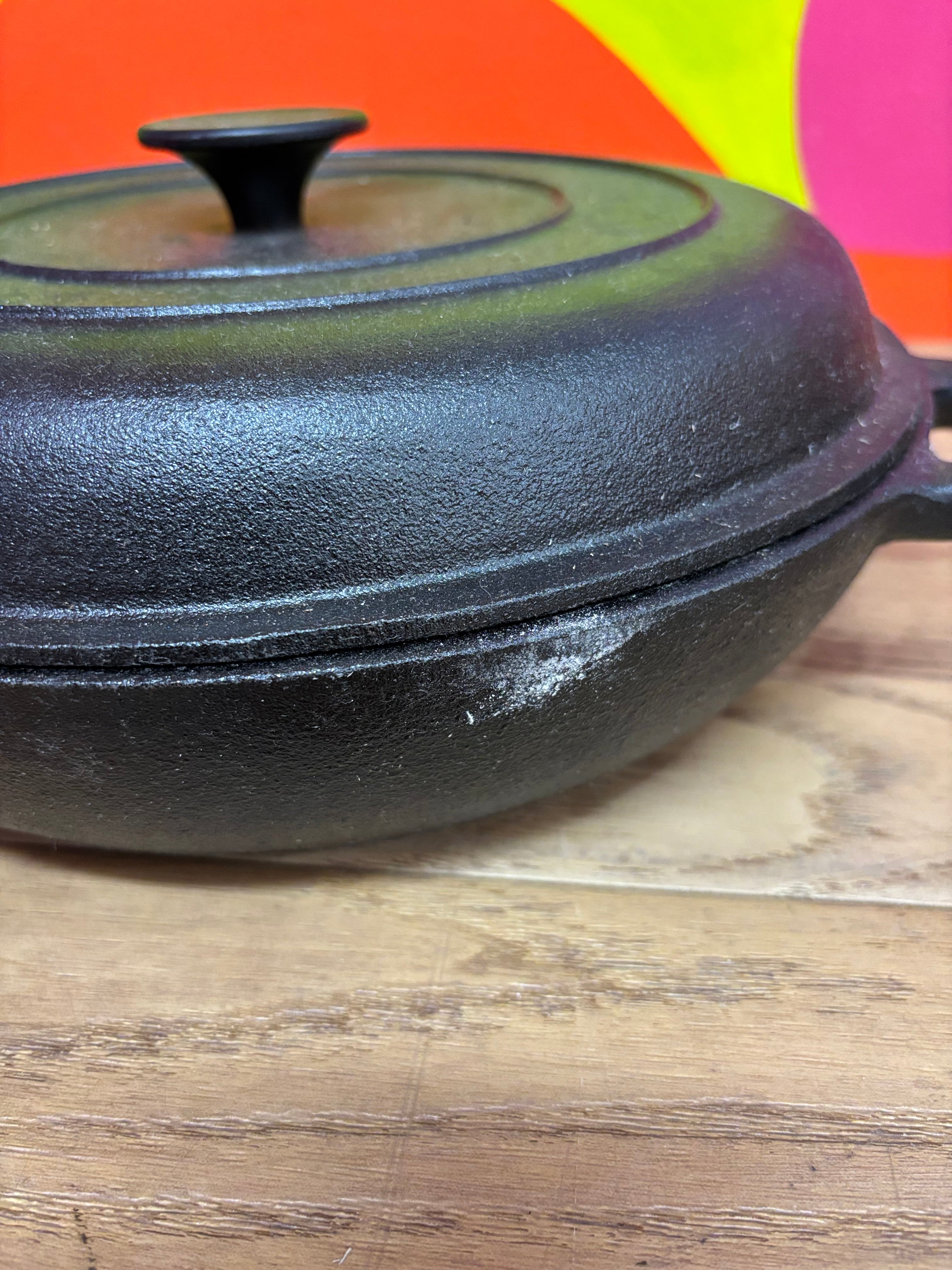 Cast Iron Dutch Oven