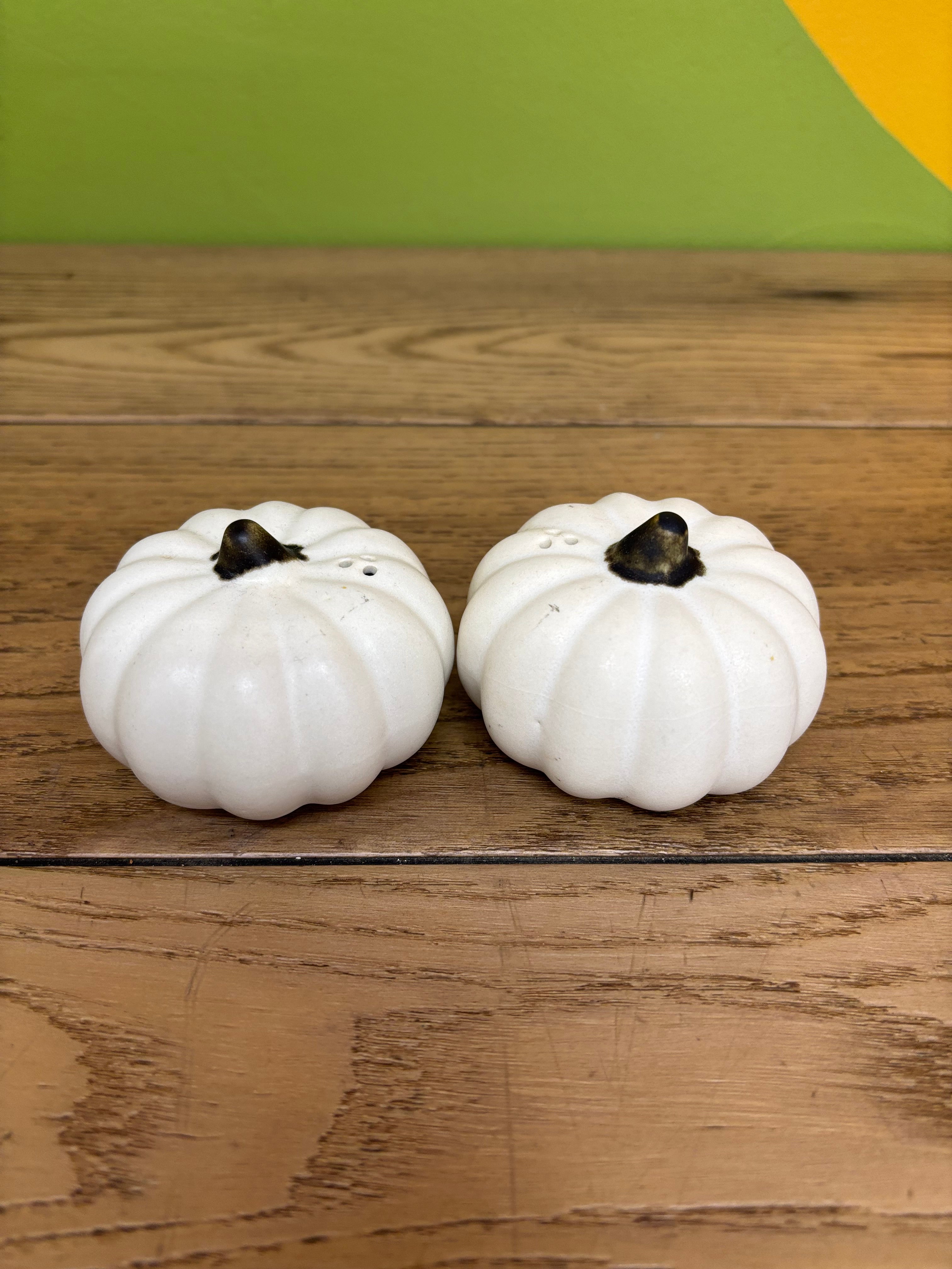 Pumpkin Salt & Pepper Shakers