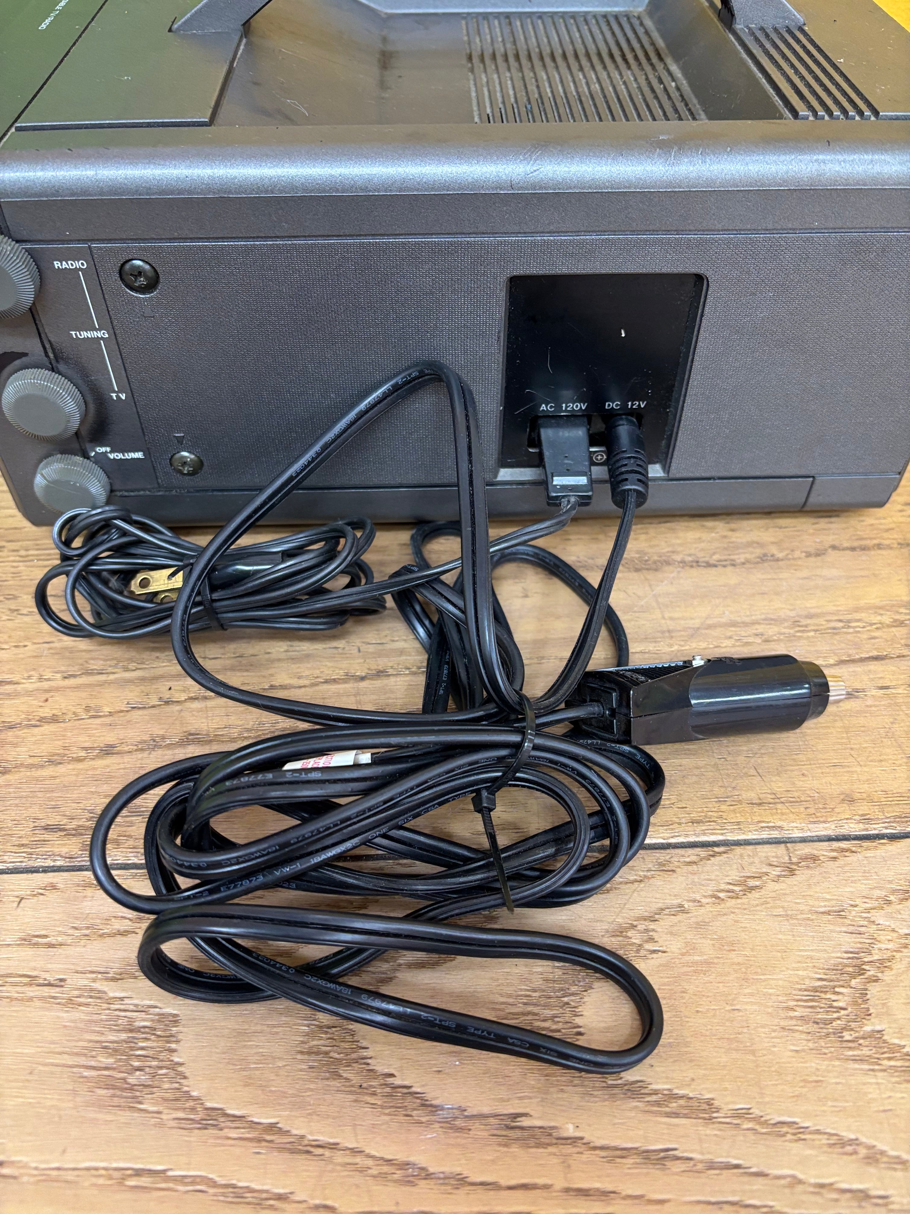 Lloyd’s Portable TV/Radio