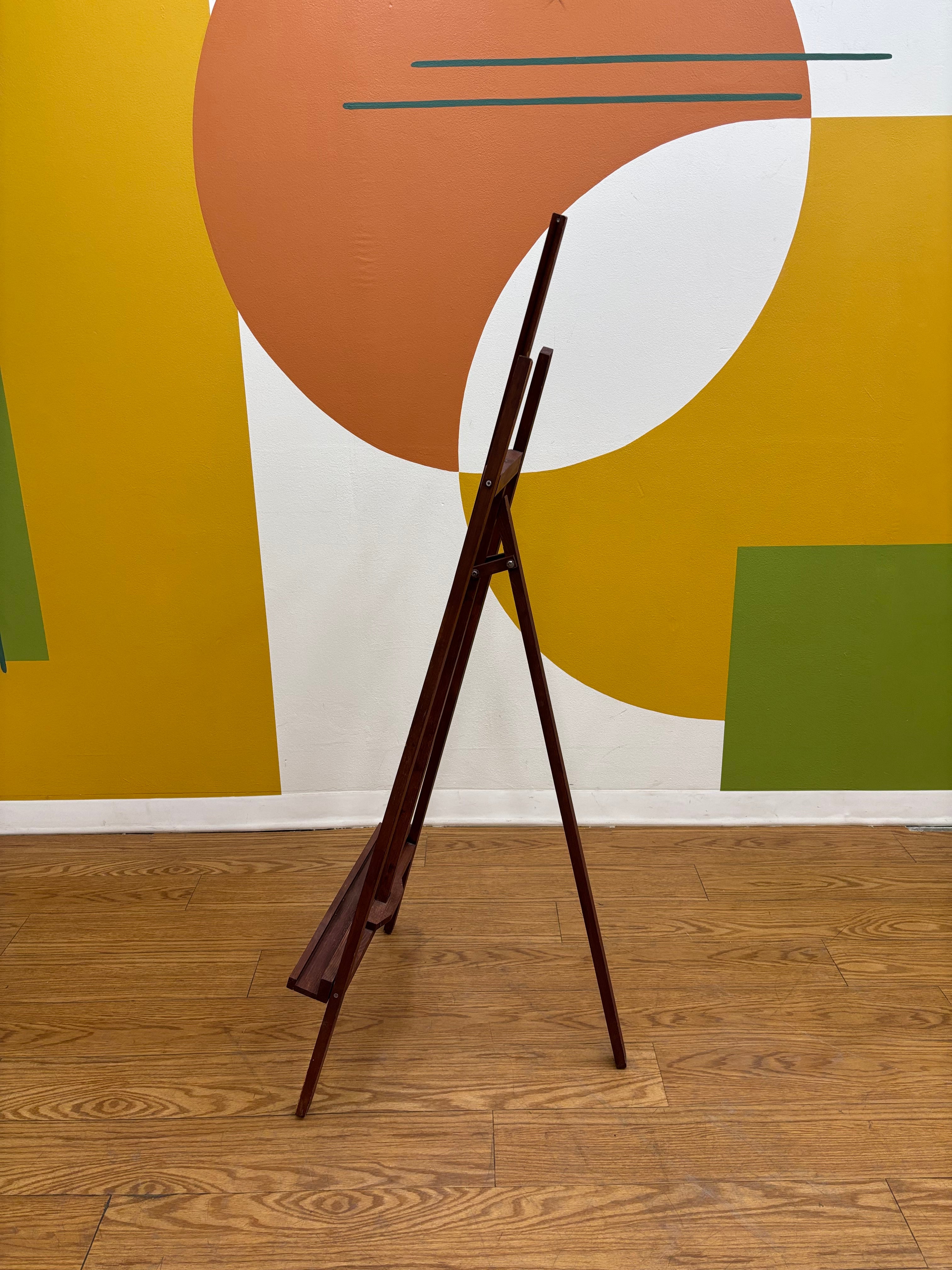 Brown Easel