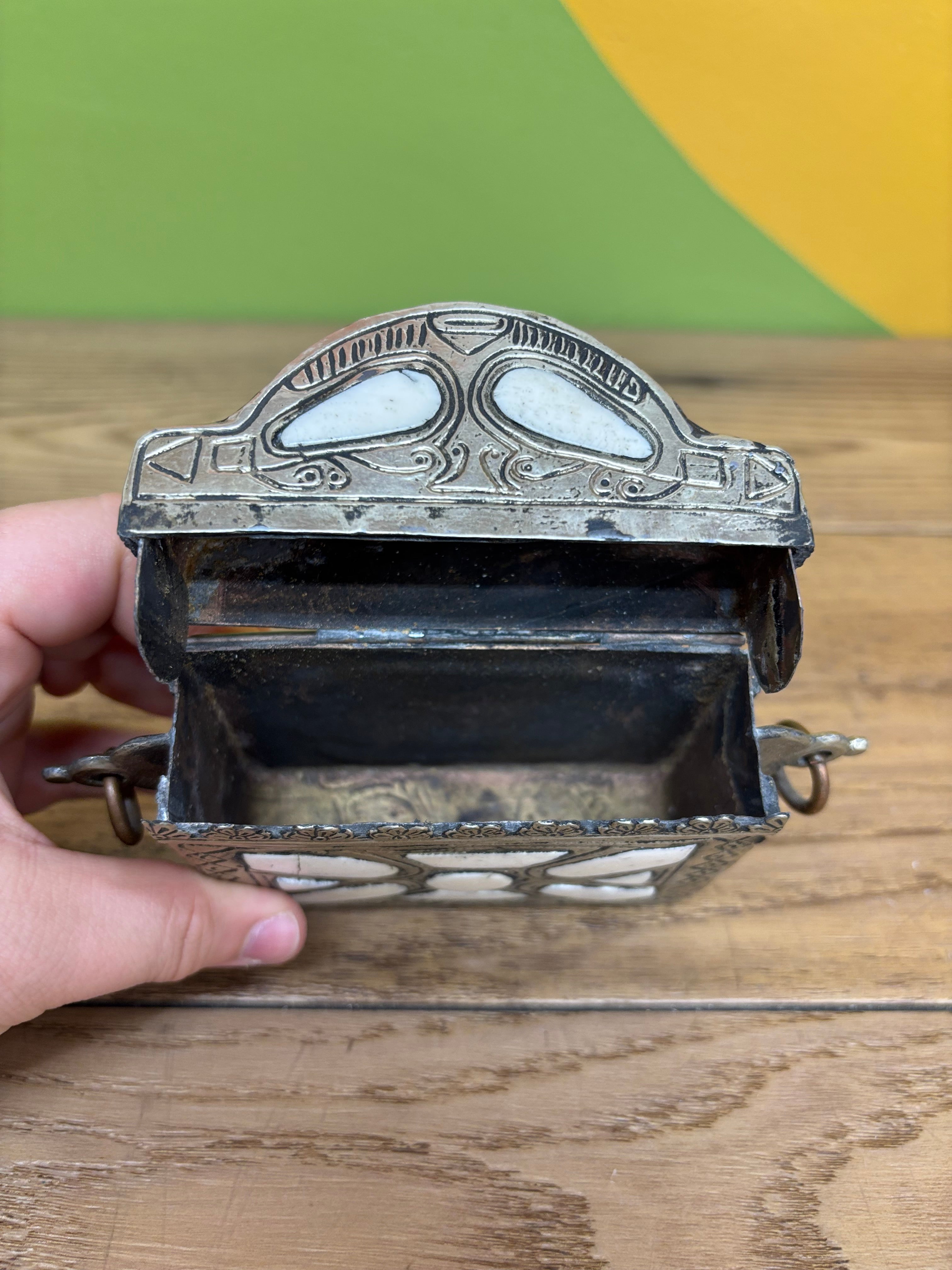 Metal Trinket Chest