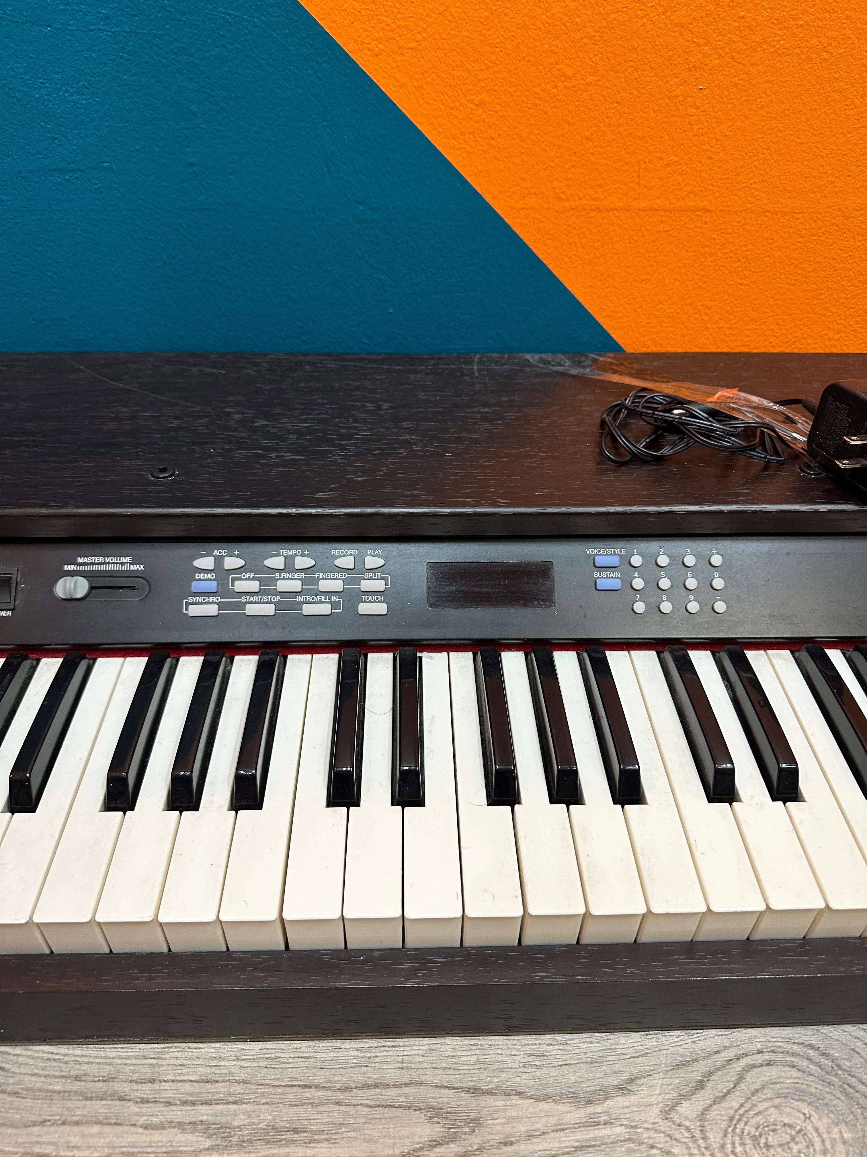 Quest Piano Plus Keyboard