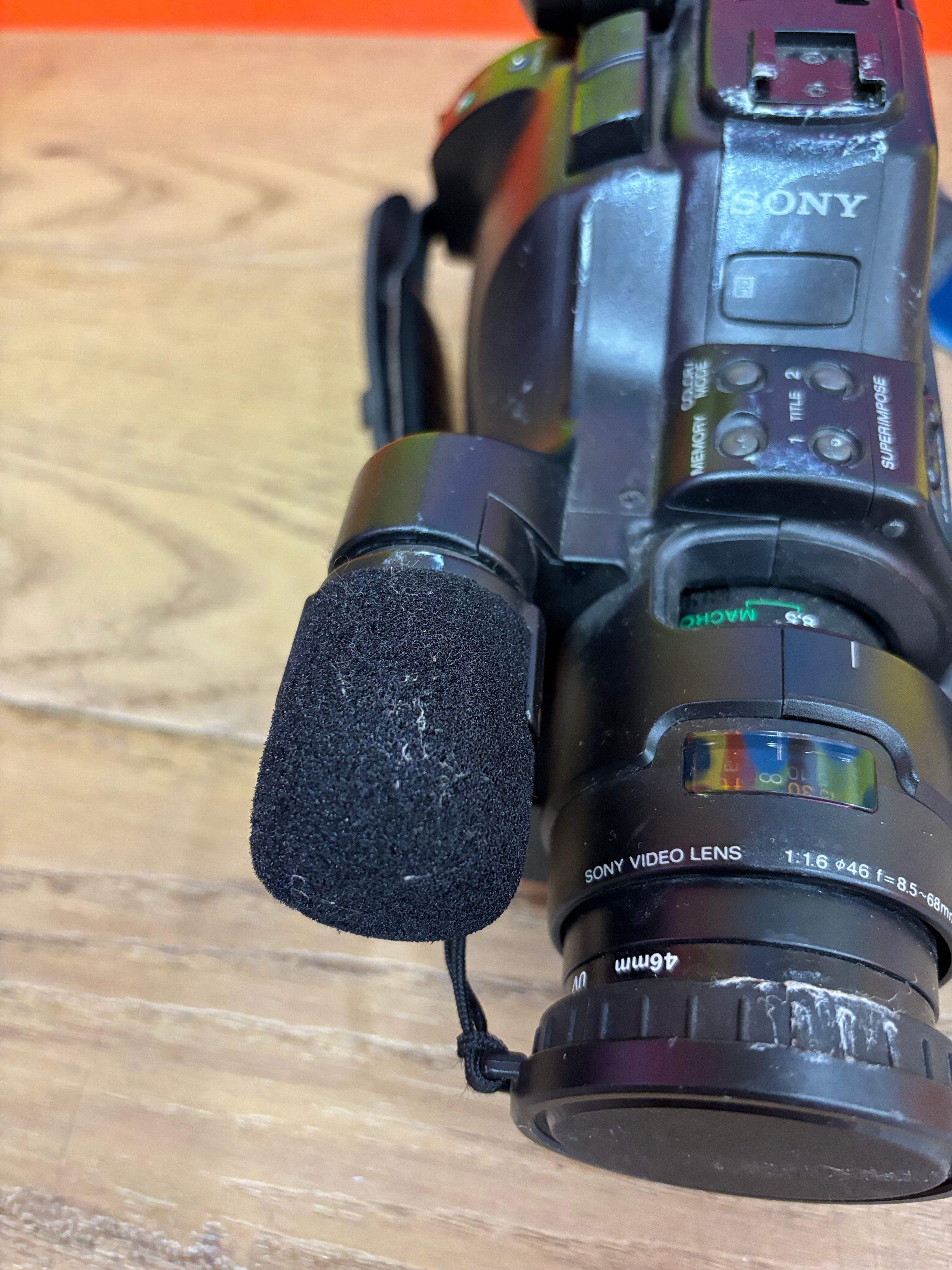 Sony Handycam Video 8 Camcorder (CCD-F77)