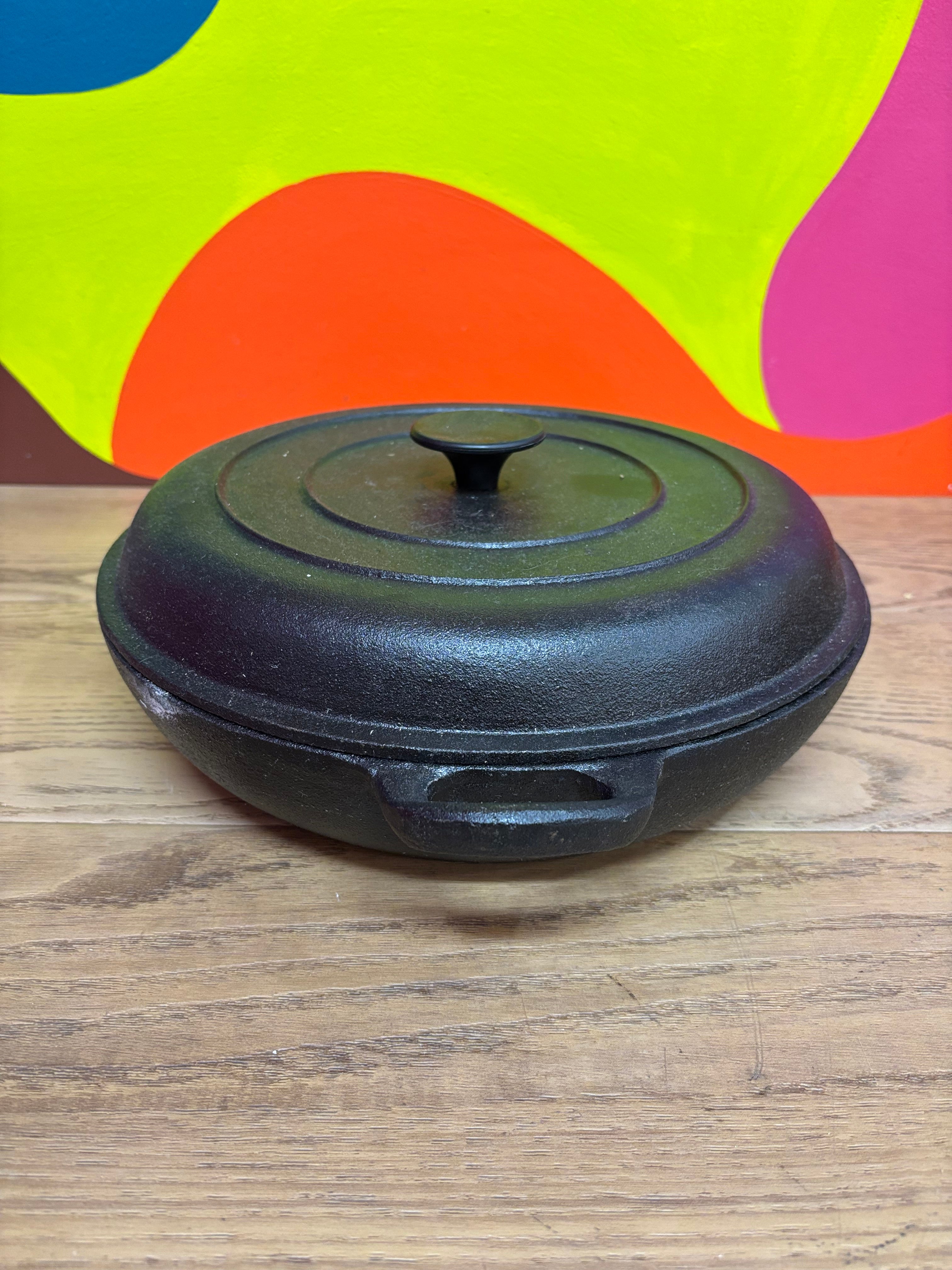 Cast Iron Dutch Oven