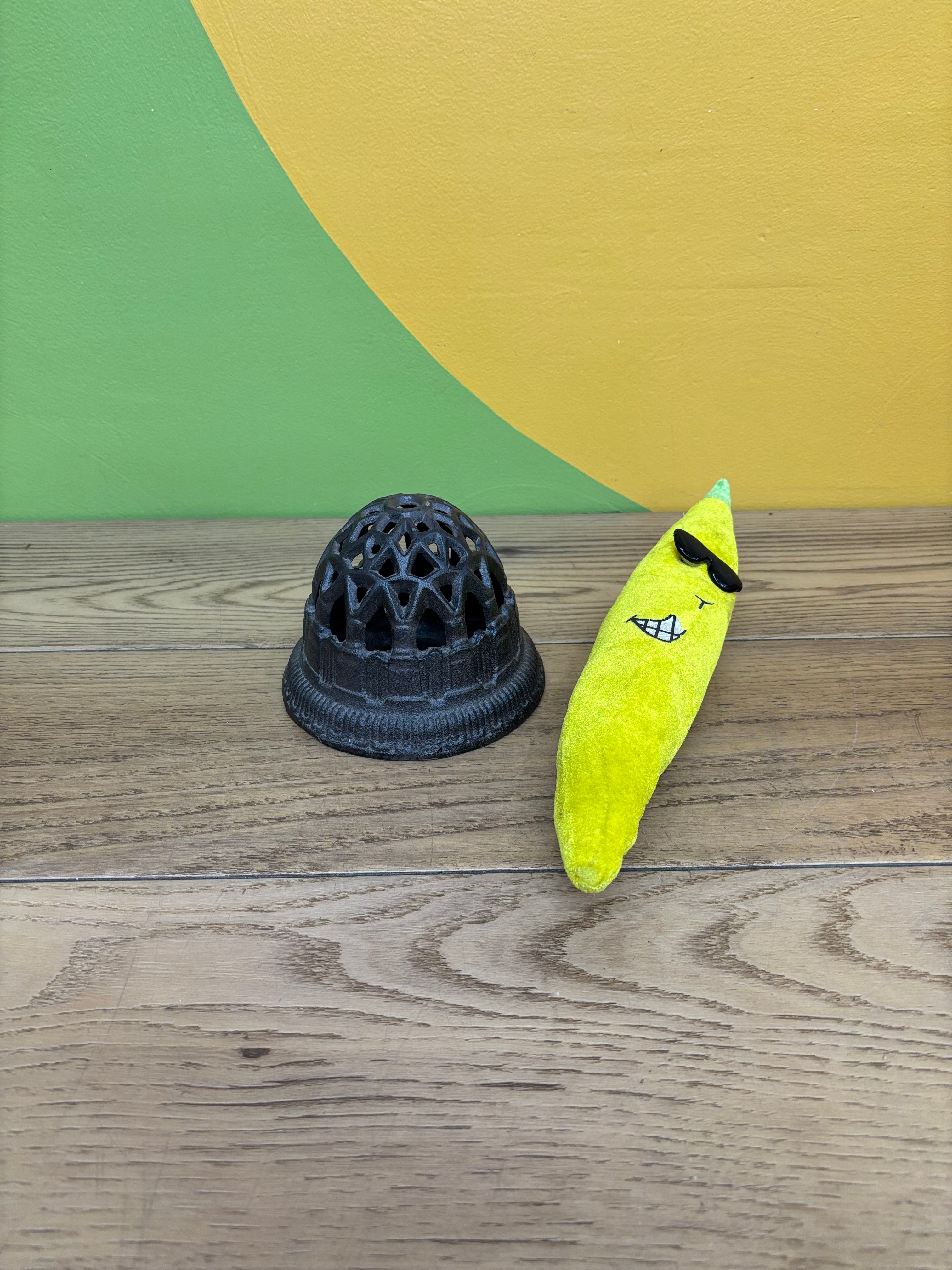 Cast Iron Beehive Dome Style Twine Holder