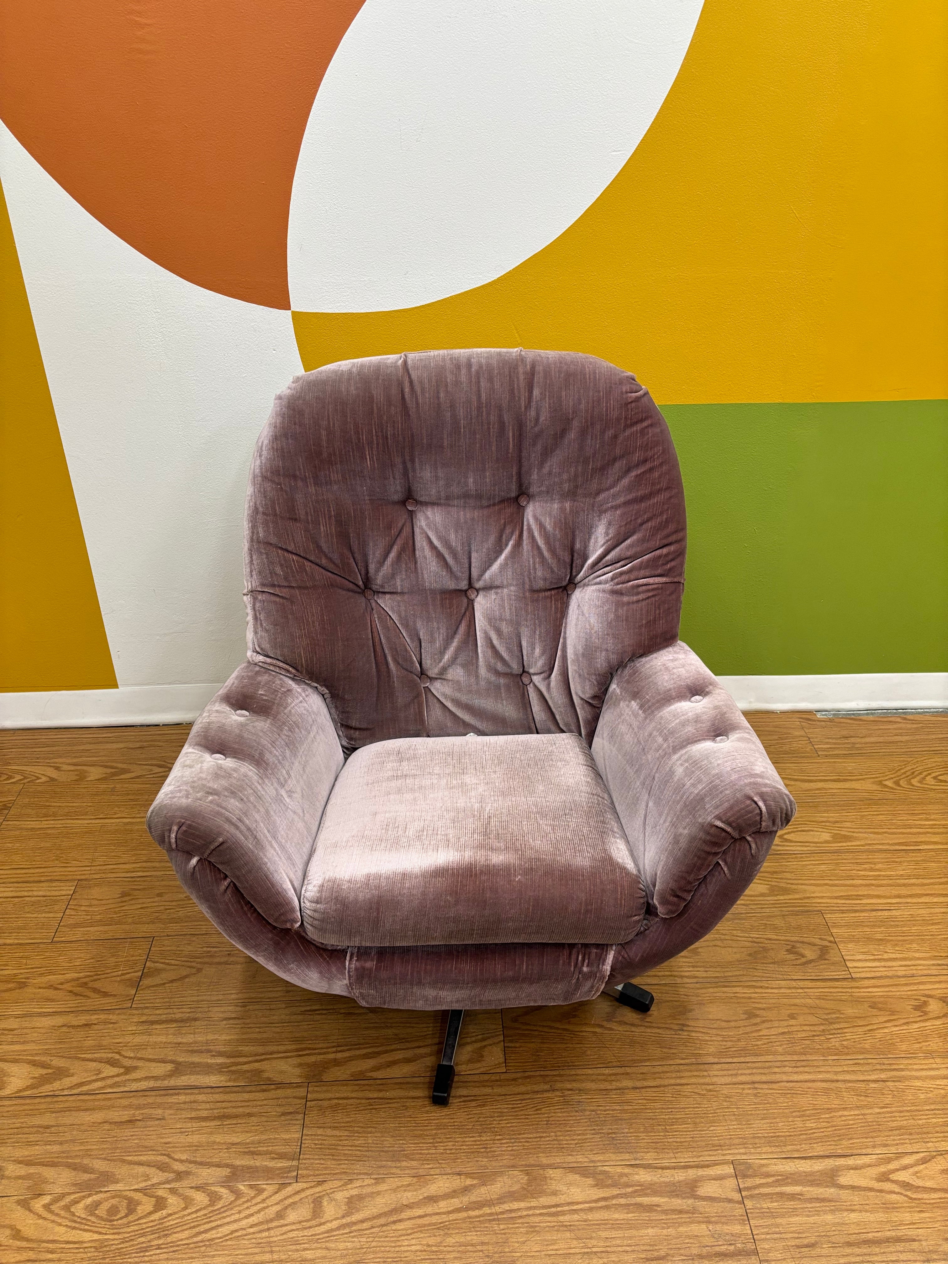Velvet Swivel Lounge Chair