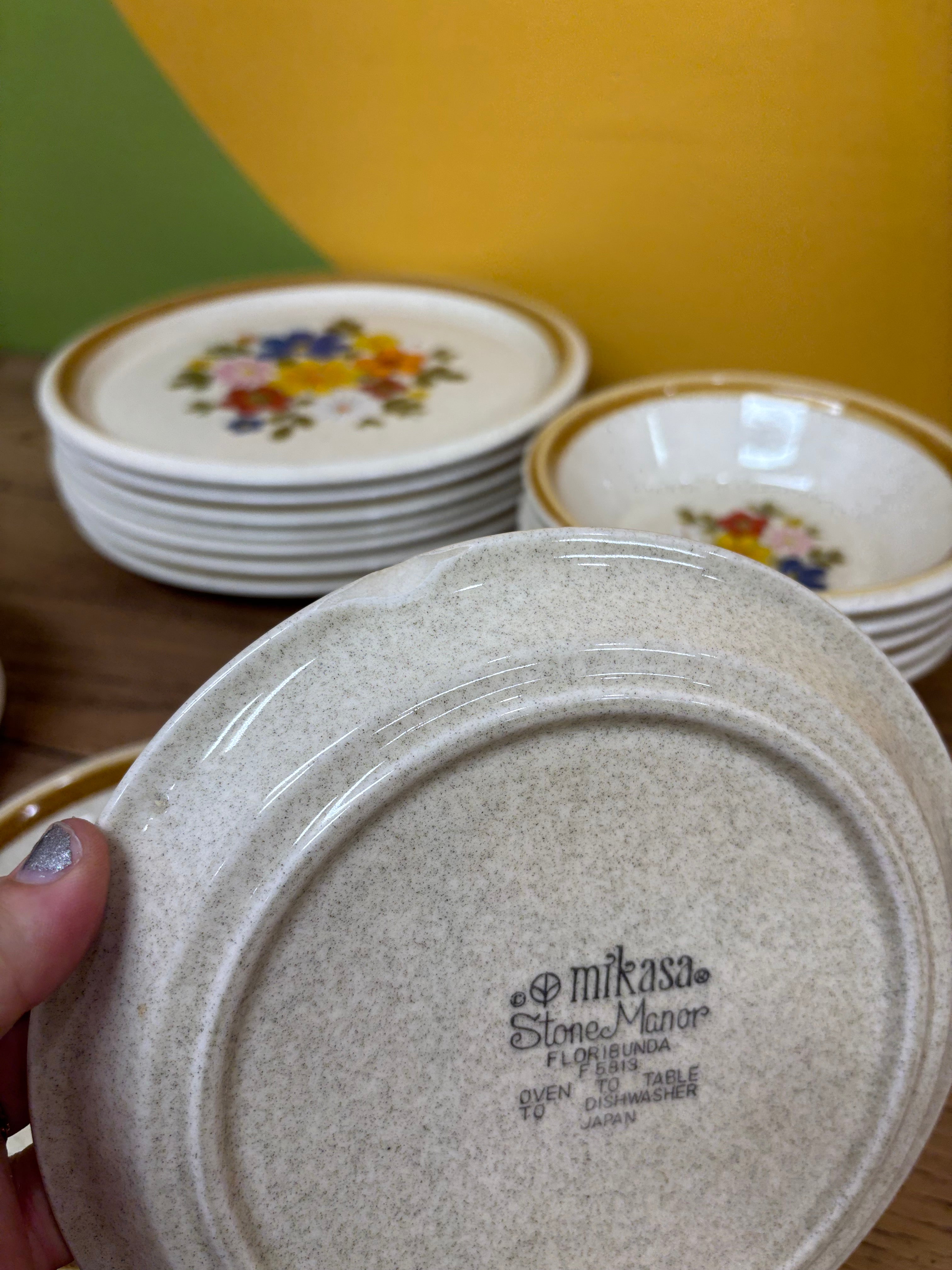 Mikasa Stone Manor Floribunda Plates & Bowls Bundle