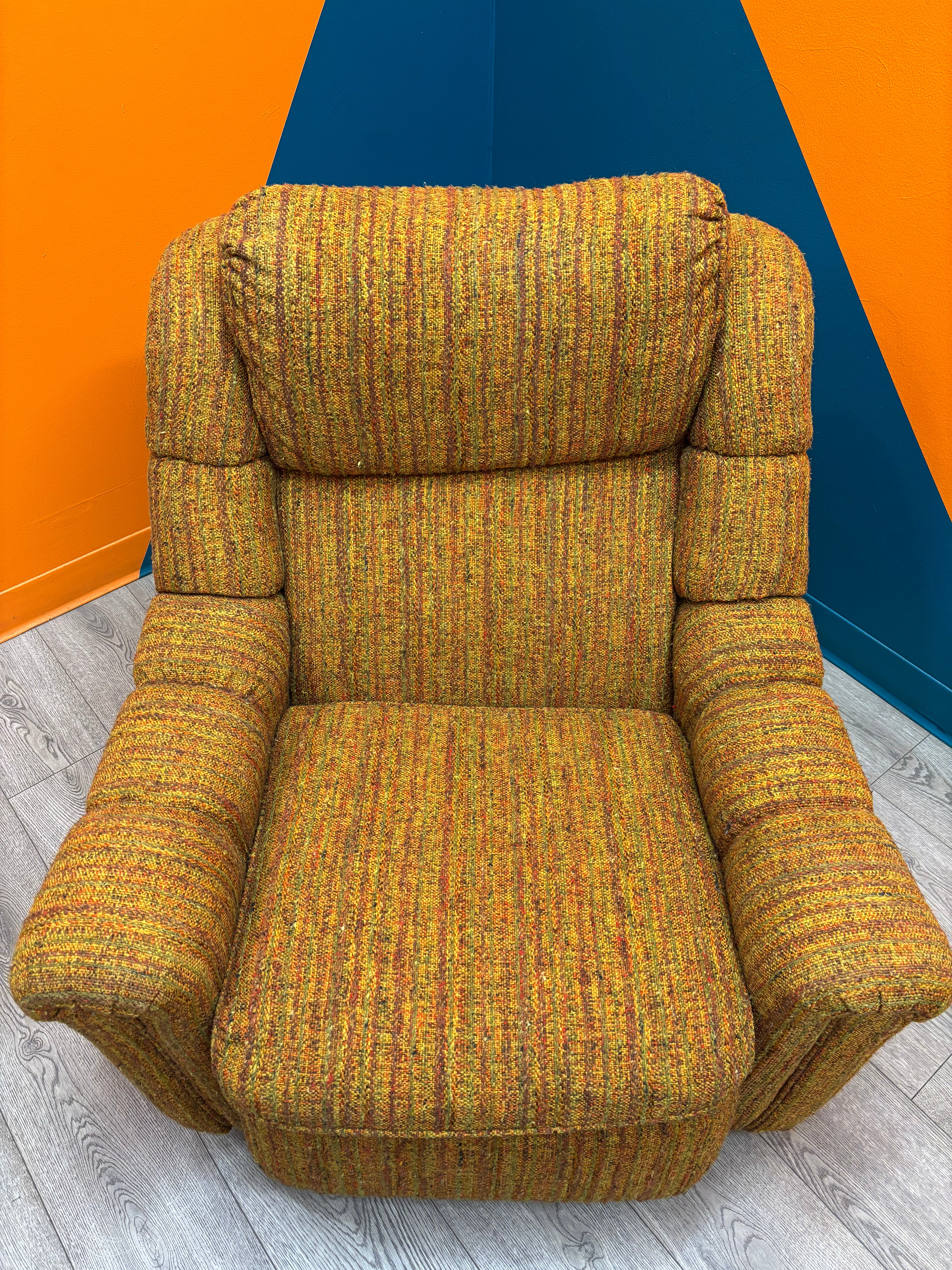 Tweed Recliner