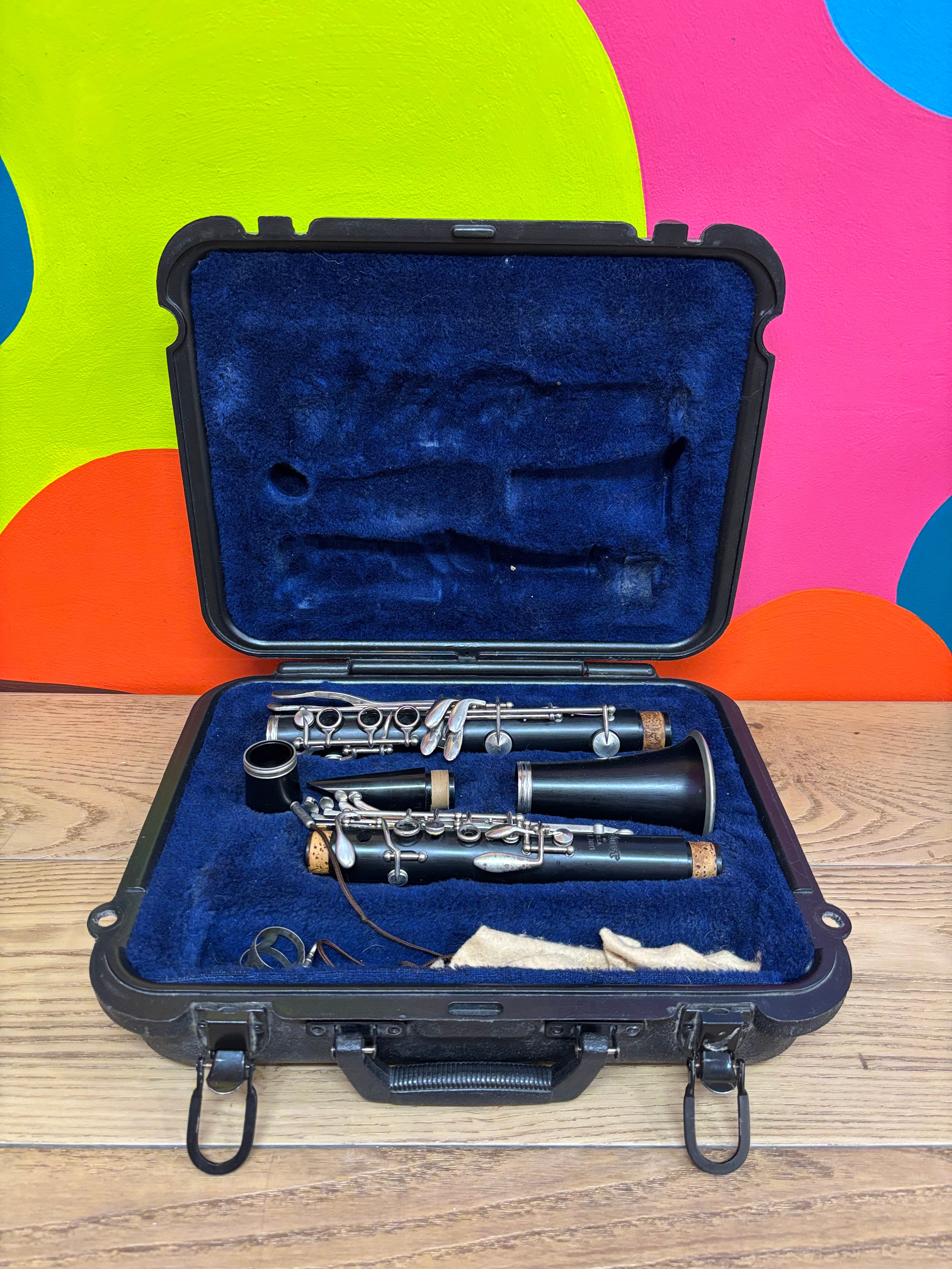 Selmer CL300 Clarinet in Case
