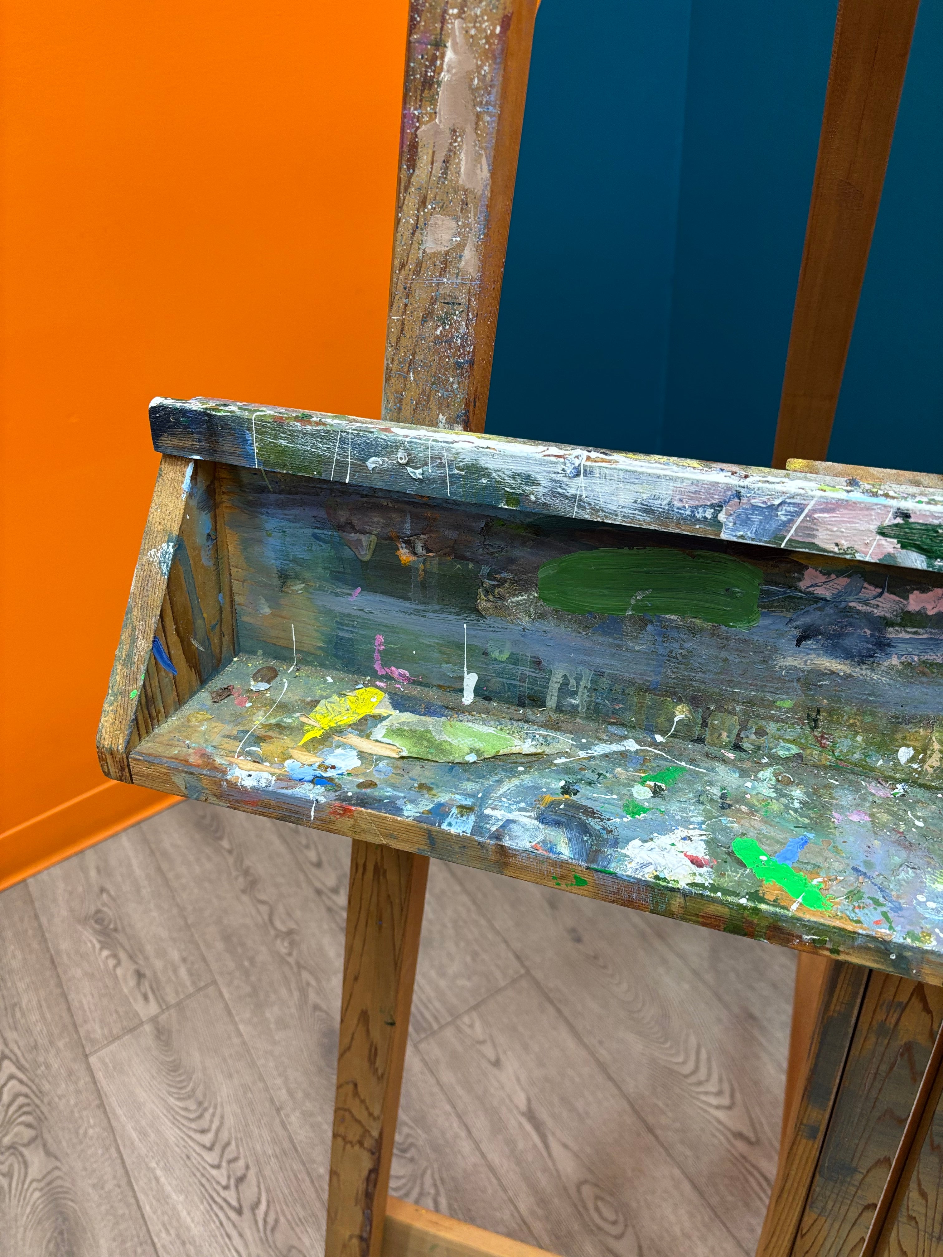 Large Light Brown Wood Easel