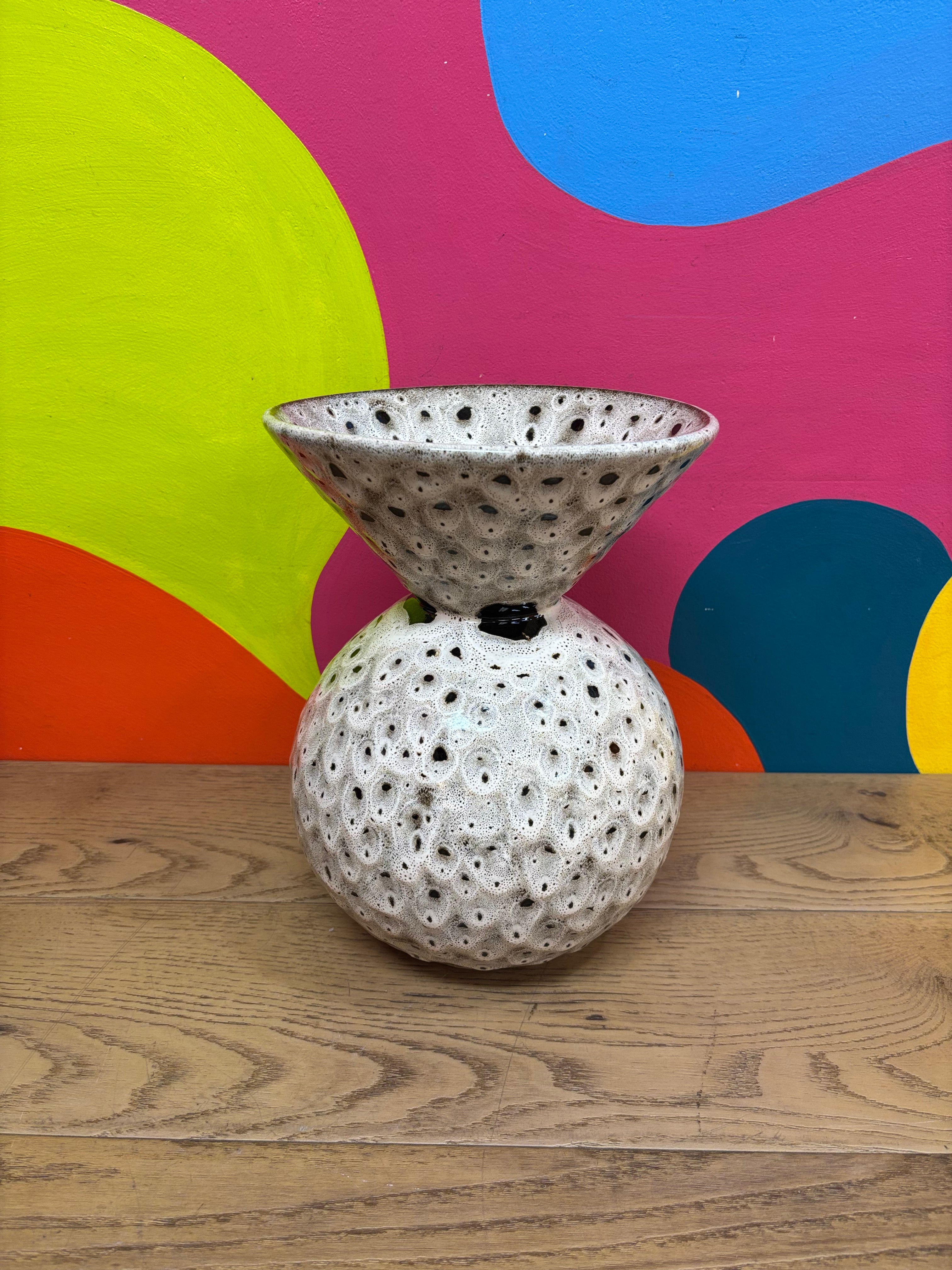 Manor Funnel Neck Black & White Speckled Vase