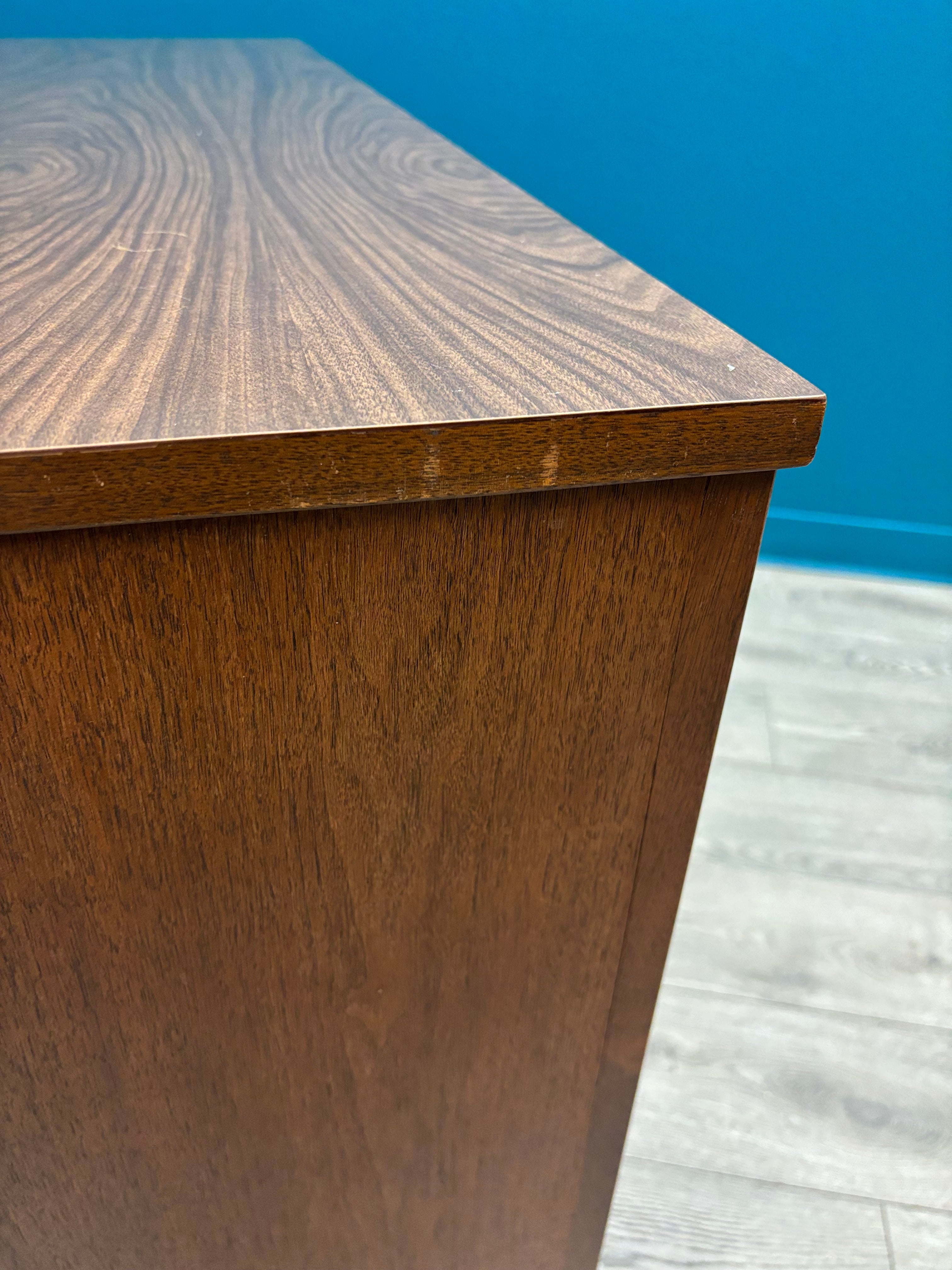 Wood 6 Drawer Dresser