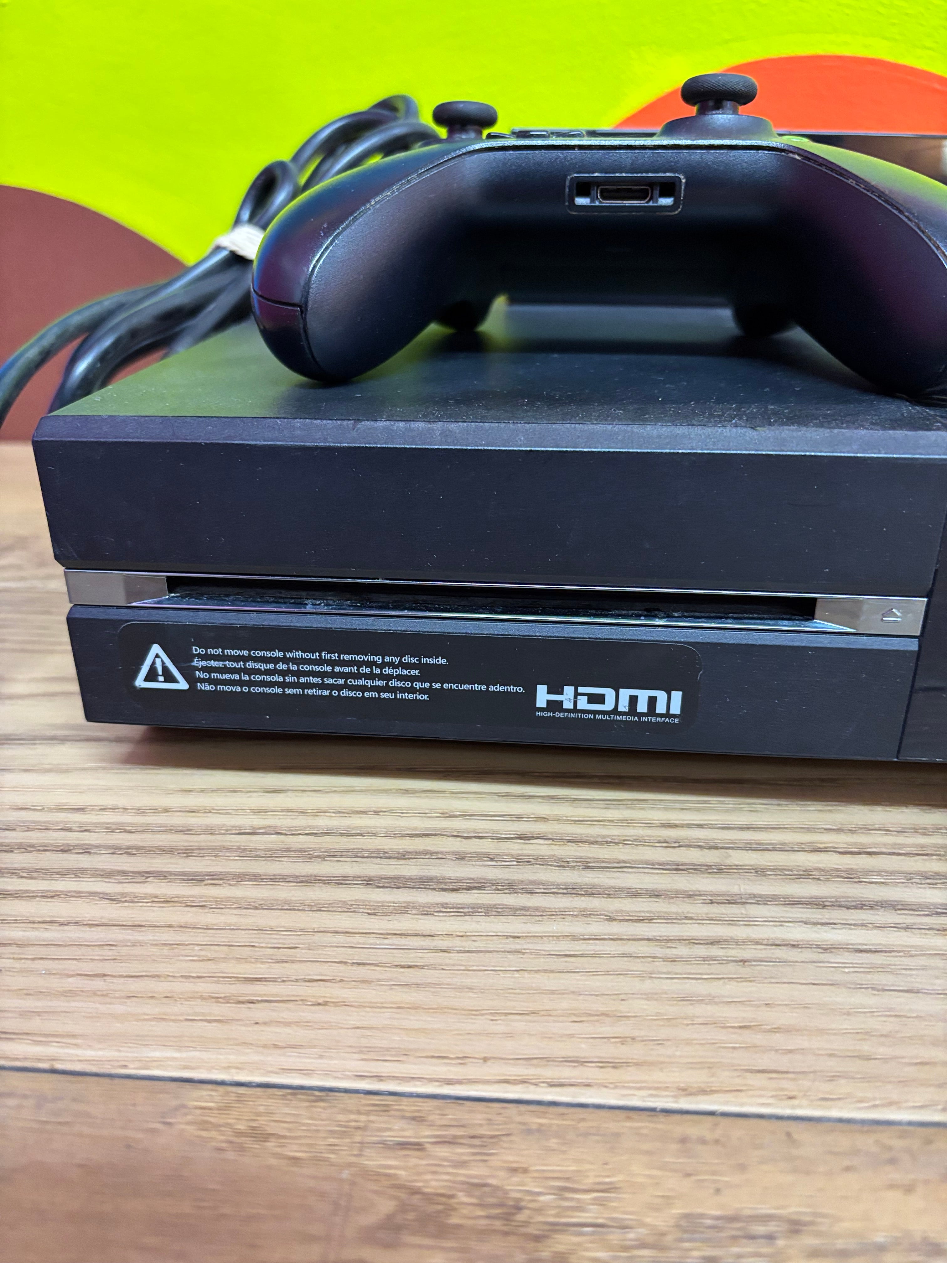 Xbox One Console & Controller