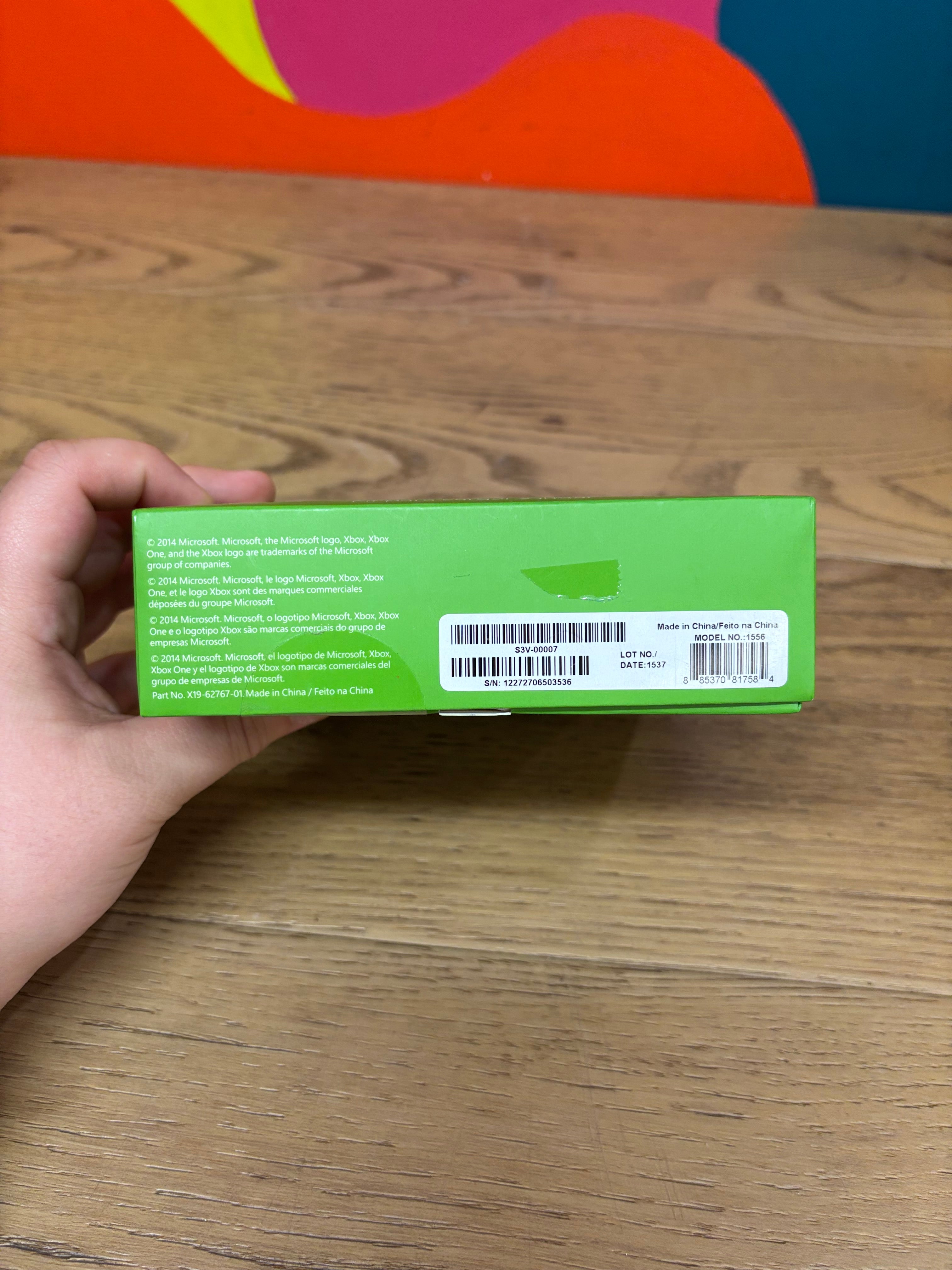 Xbox One Play & Charge Kit (NEW)