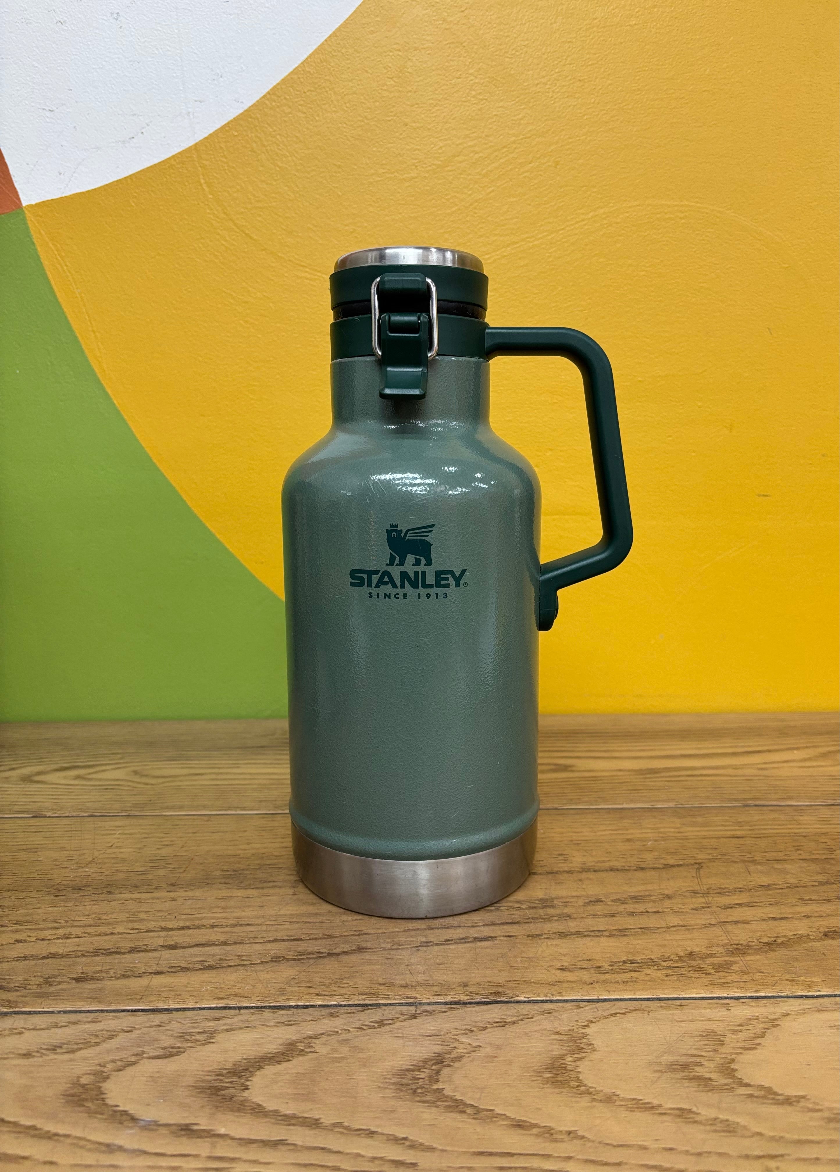 Stanley Classic Easy Pour Growler 1.9L