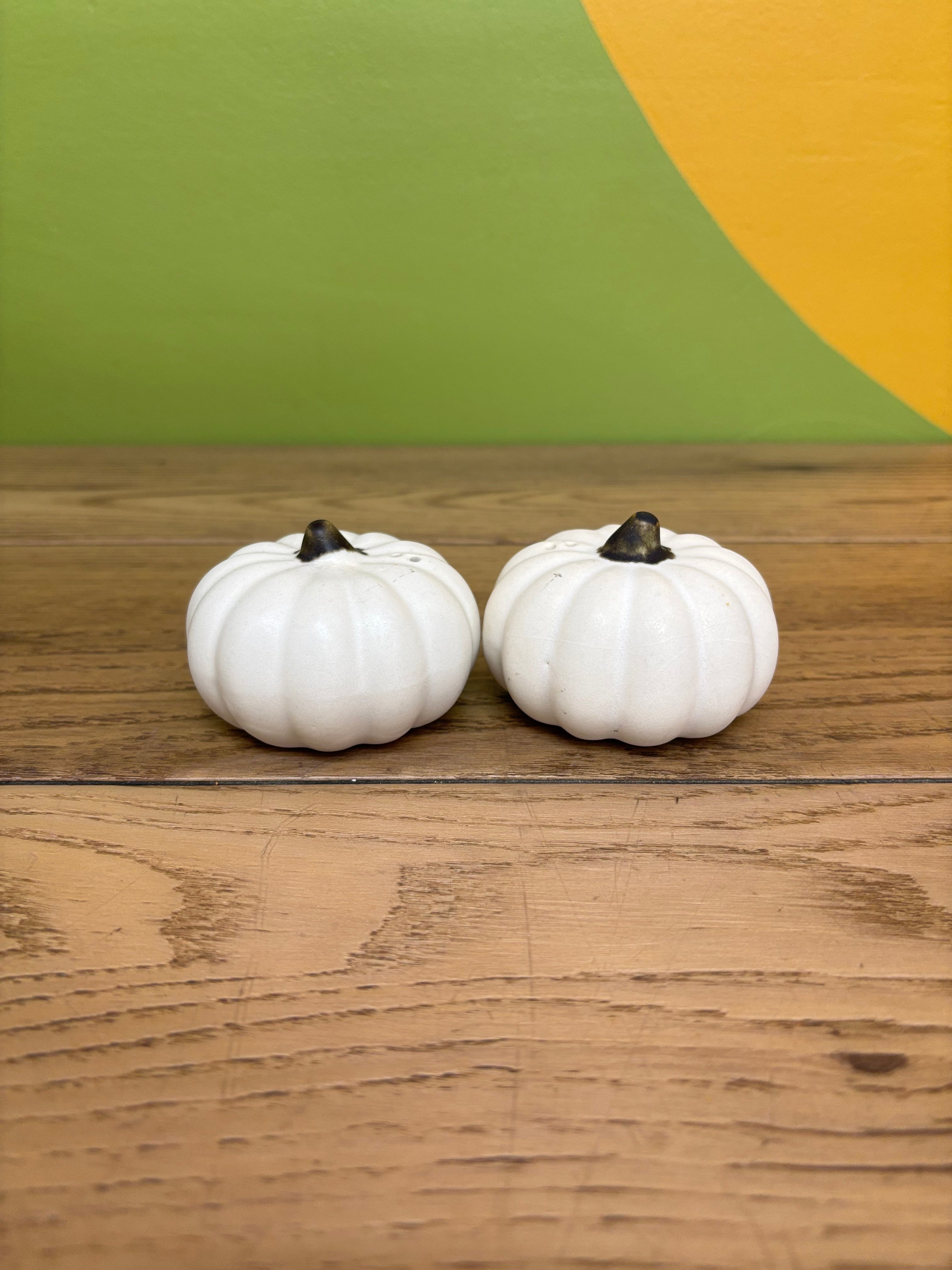 Pumpkin Salt & Pepper Shakers
