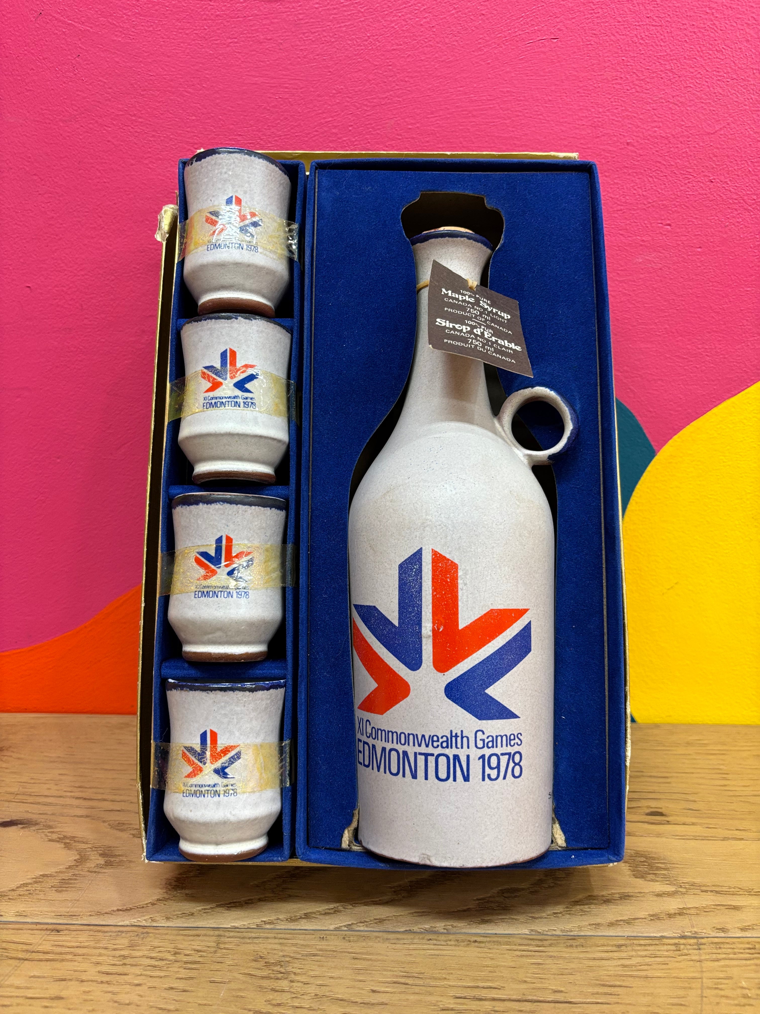 Commonwealth Games Decanter Set