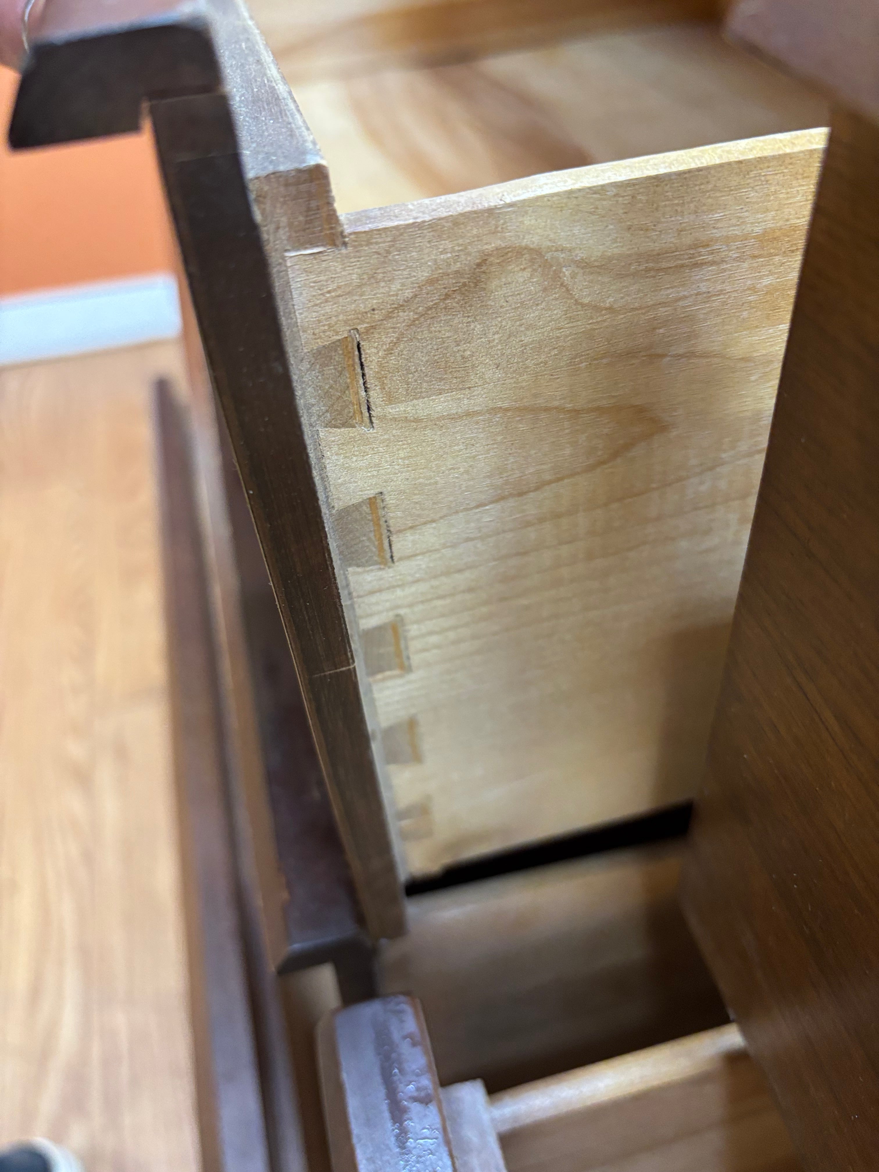 6 Drawer Dresser