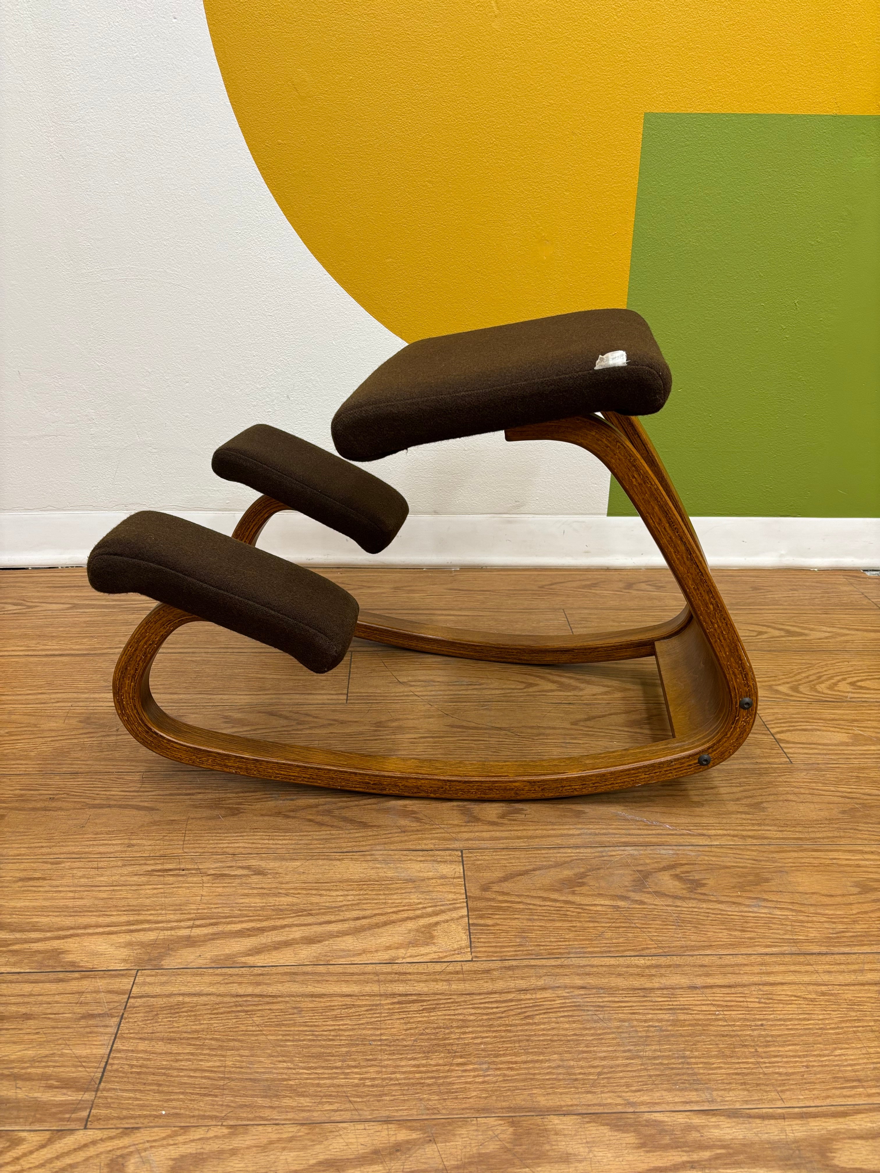 Rocking Kneeling Chair